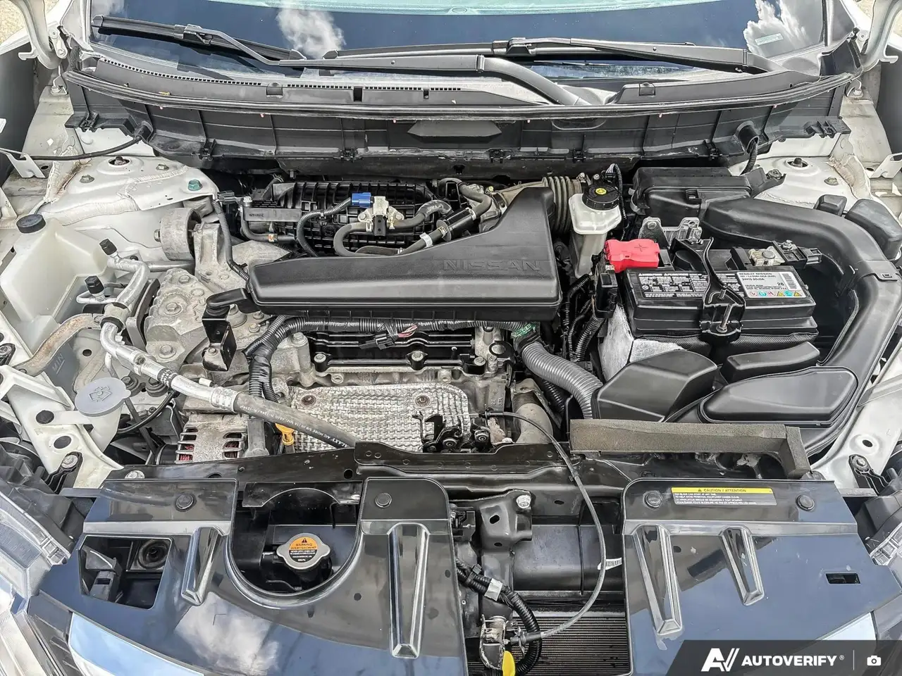 Nissan Rogue снимка Nissan Rogue