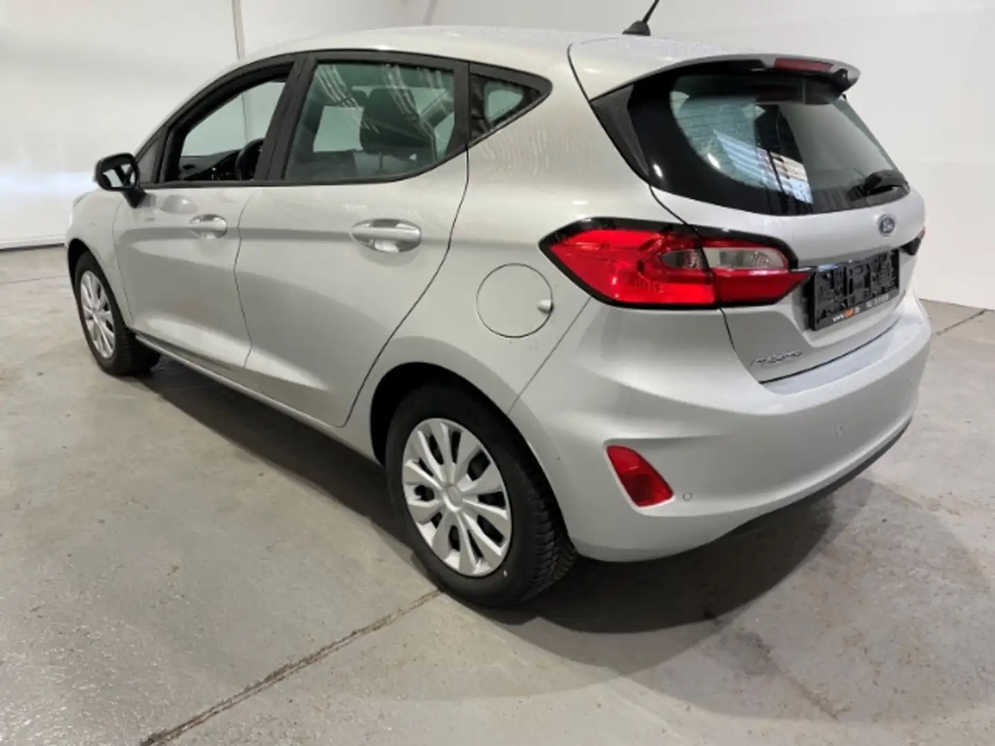 Ford Fiesta 1.1 Cool & Connect LED Klima PDC Tempomat Zilver - 2