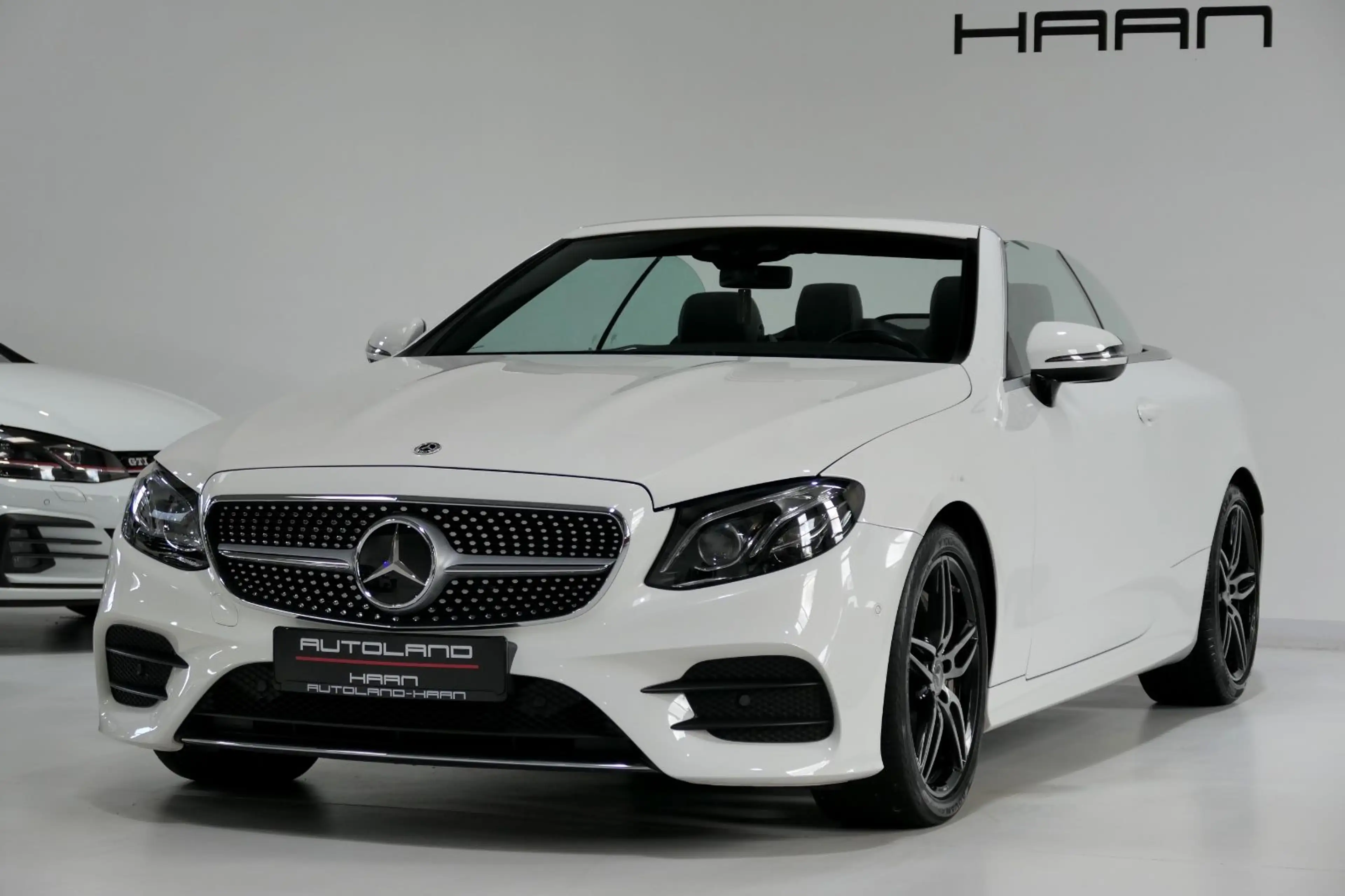 Mercedes-Benz E 350 E350 Cabrio AMG Line *Distronic*Airscarf*Comand* — photo 3