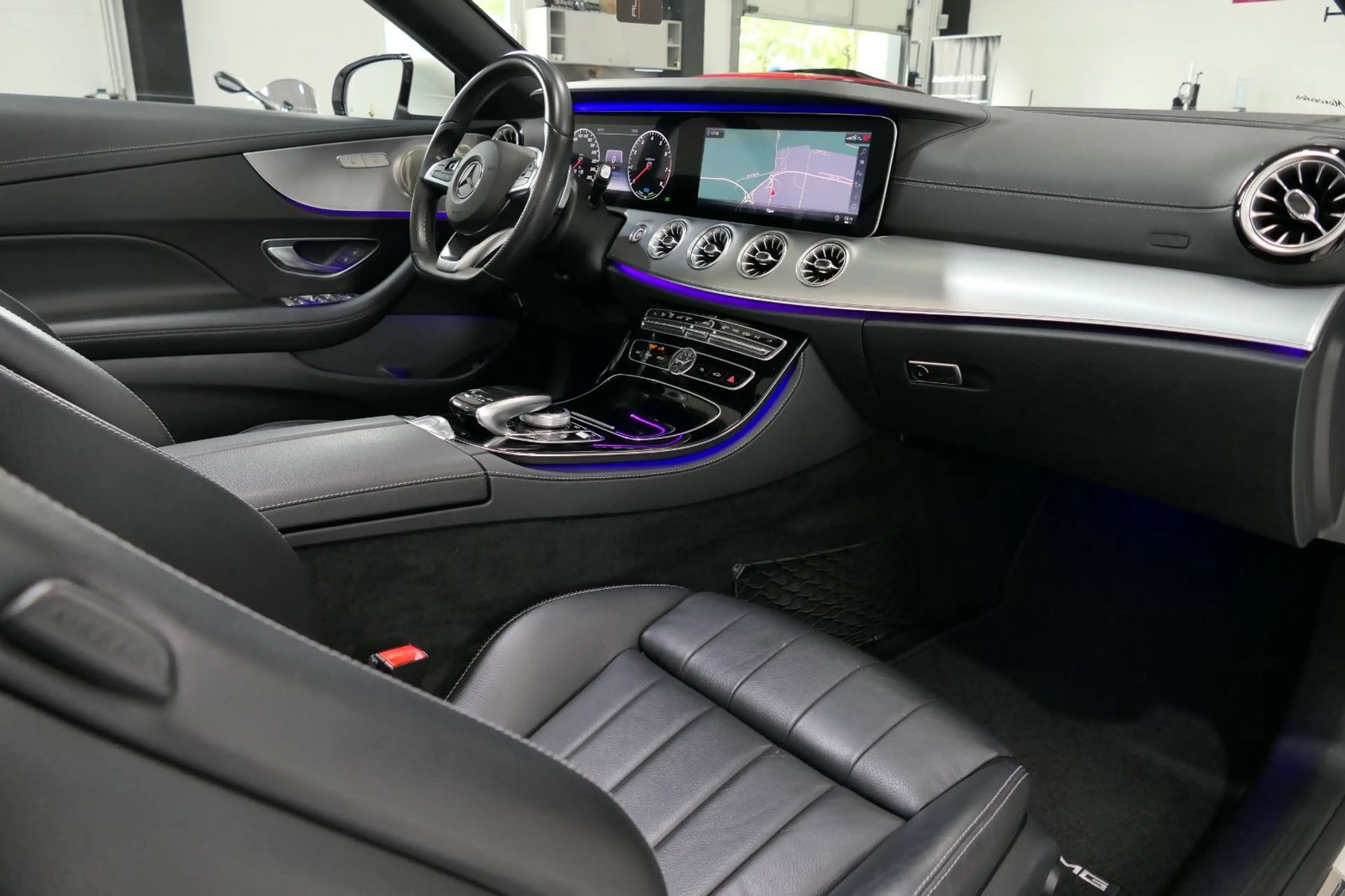 Mercedes-Benz E 350 E350 Cabrio AMG Line *Distronic*Airscarf*Comand* — photo 14
