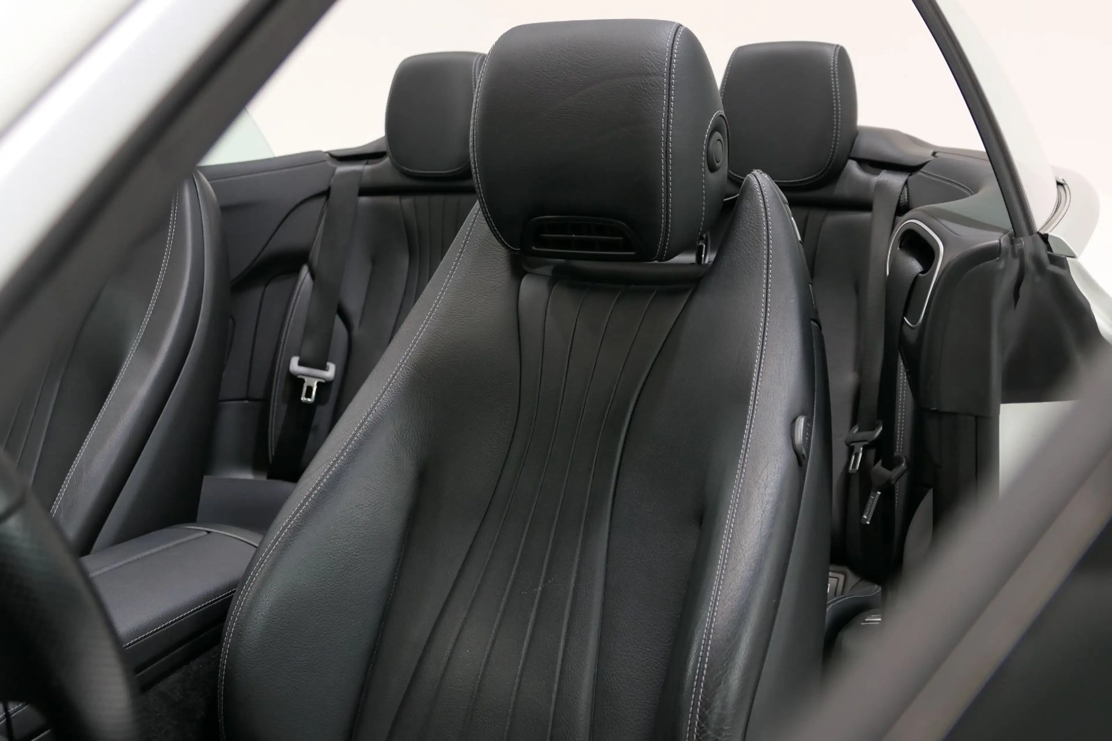 Mercedes-Benz E 350 E350 Cabrio AMG Line *Distronic*Airscarf*Comand* — photo 15
