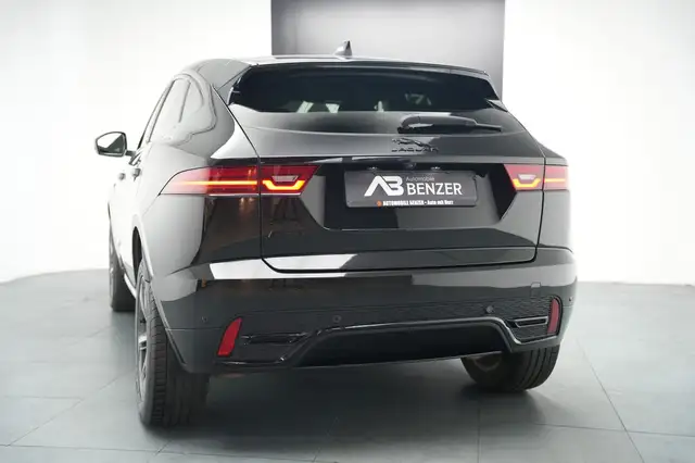 Jaguar E-Pace view 8