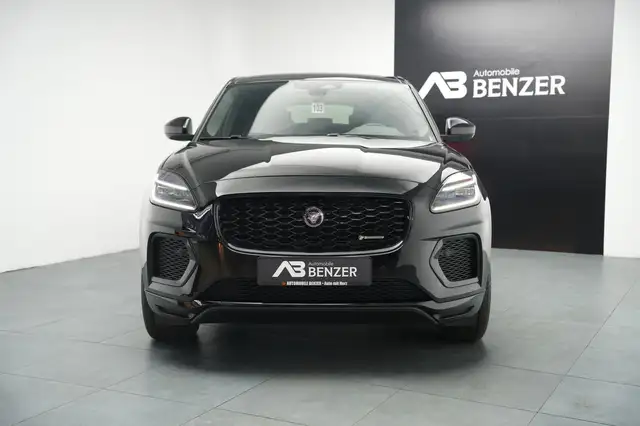 Jaguar E-Pace view 3