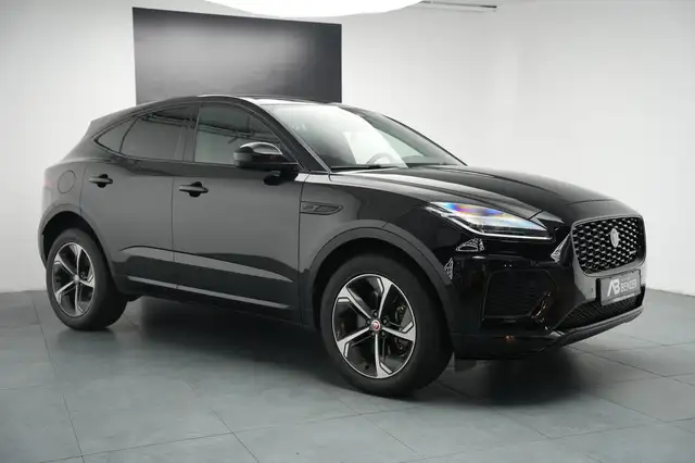 Jaguar E-Pace view 5