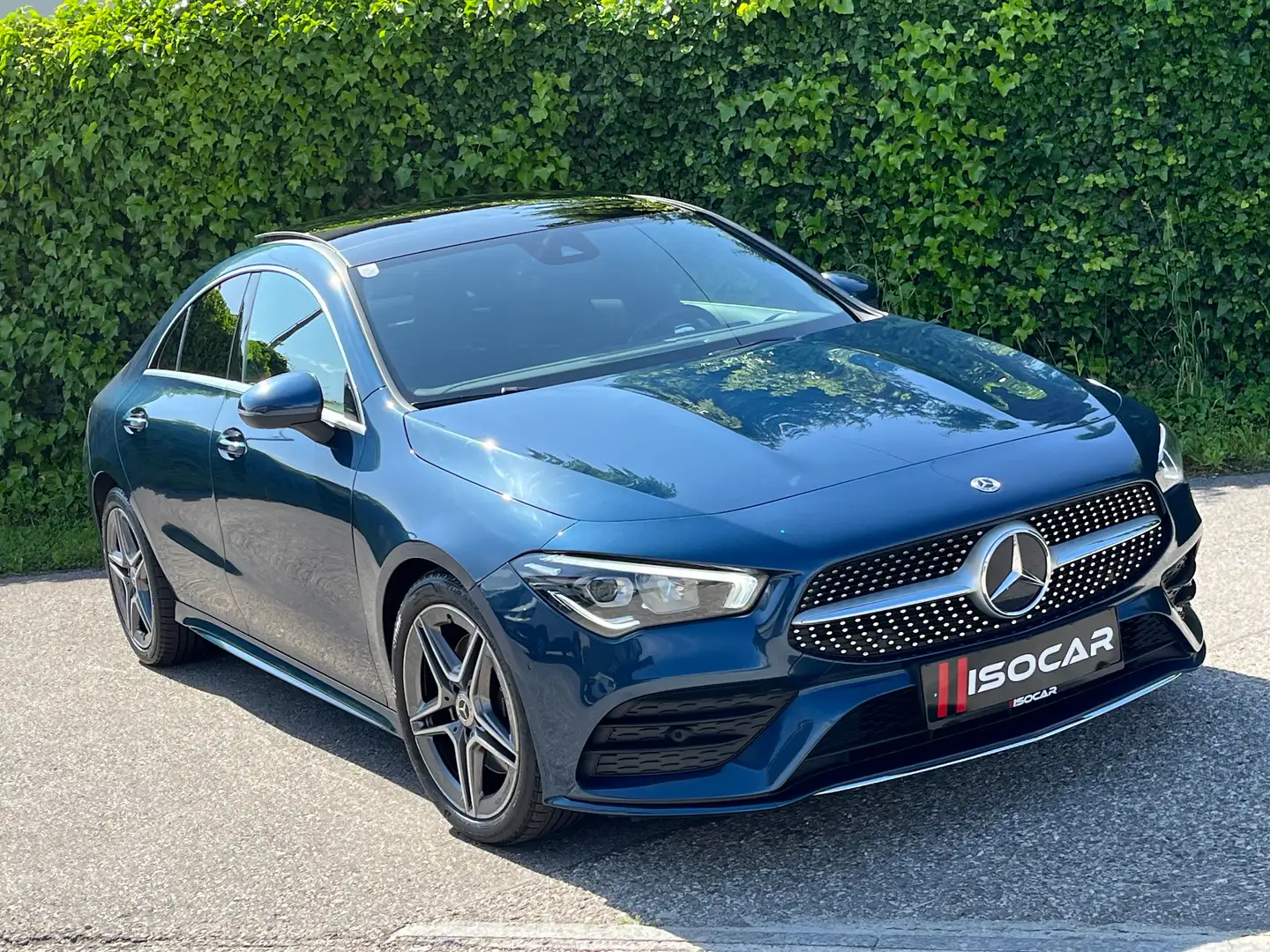 Mercedes-Benz CLA 200 d // AMG // PANO // SONDERLACK // 1HAND // KAMERA Azul - 1