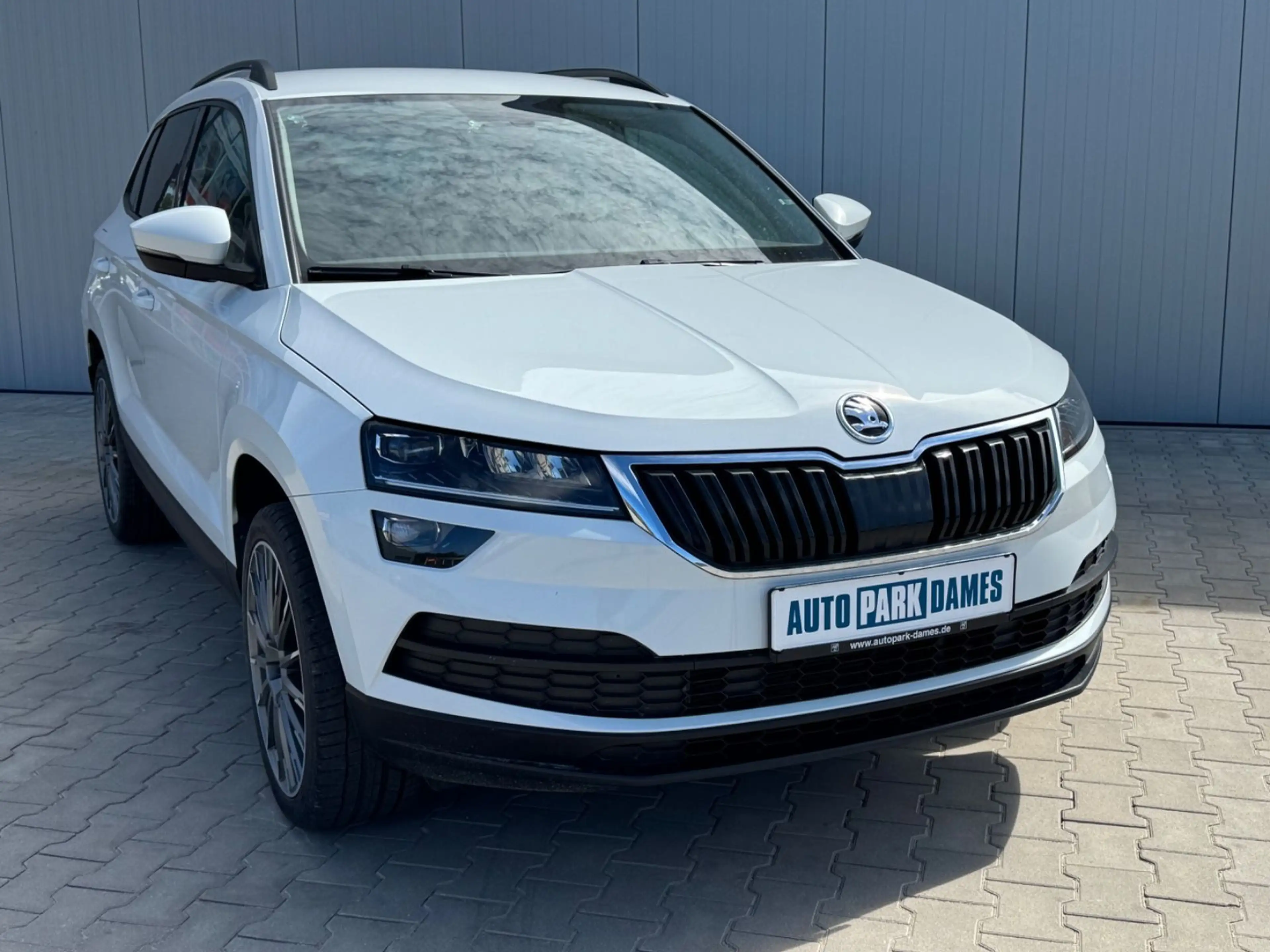 Skoda Karoq 1.5 TSI DSG LED/Tel/Sitzheiz.CarPlay — photo 2