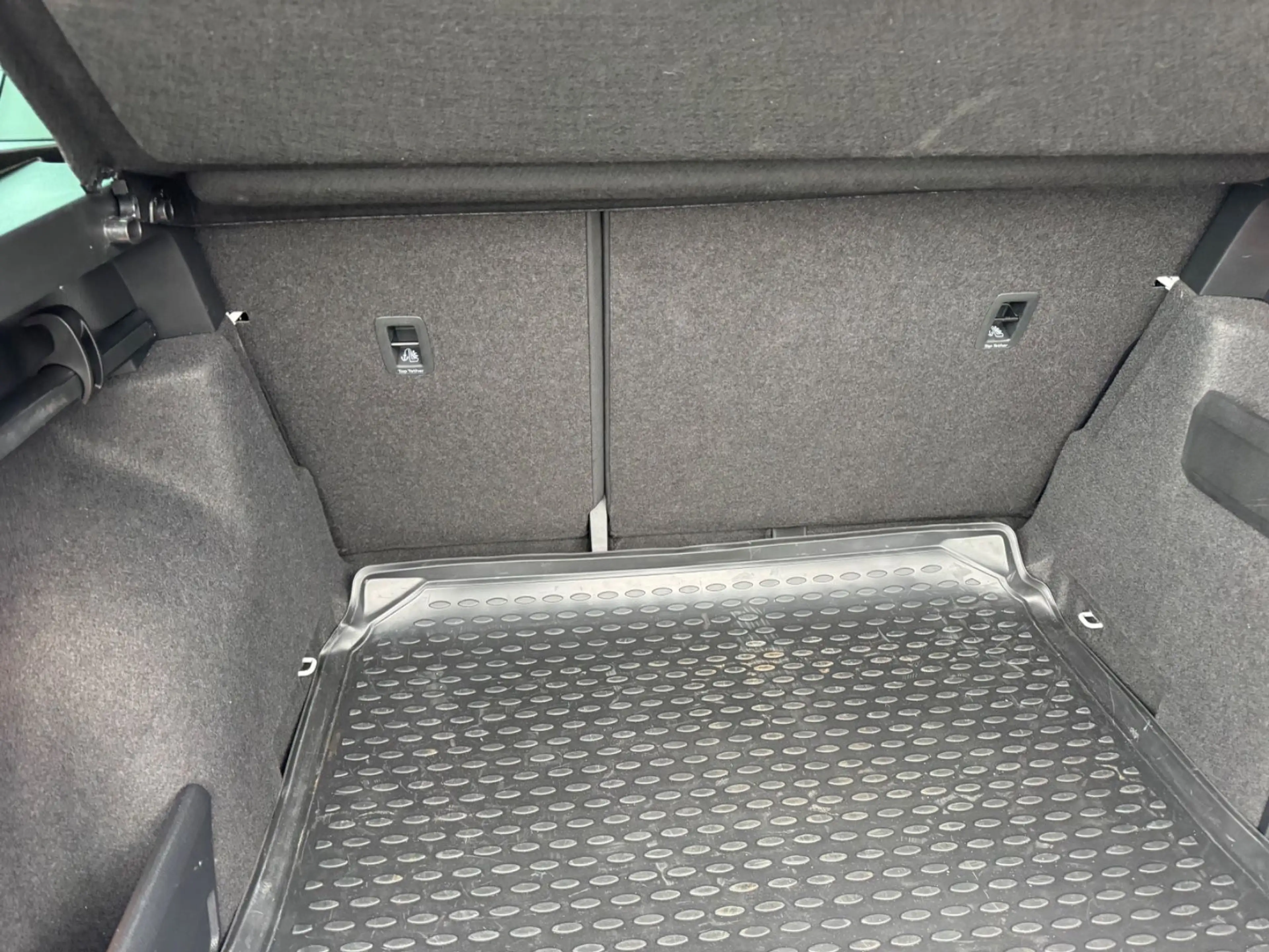 Skoda Karoq 1.5 TSI DSG LED/Tel/Sitzheiz.CarPlay — photo 7