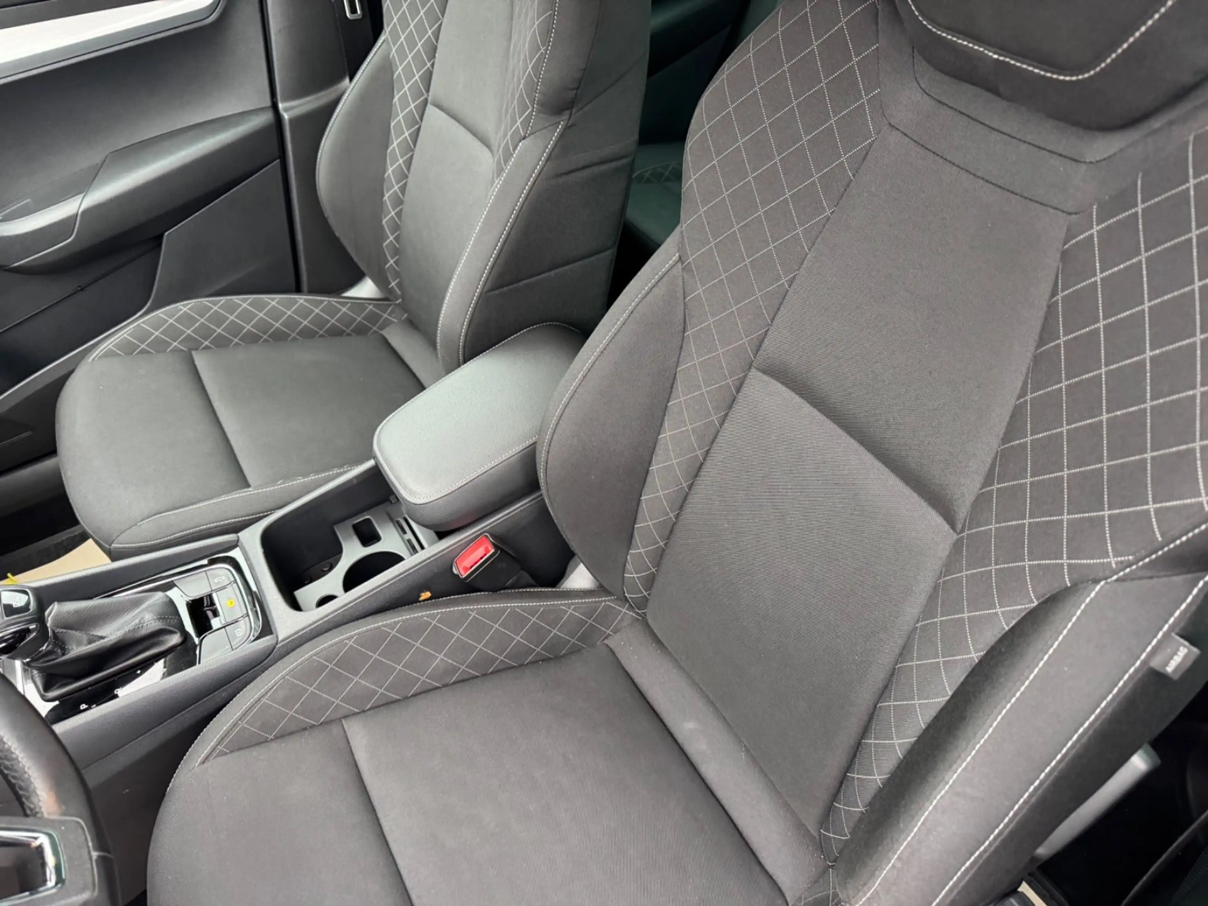 Skoda Karoq 1.5 TSI DSG LED/Tel/Sitzheiz.CarPlay — photo 6