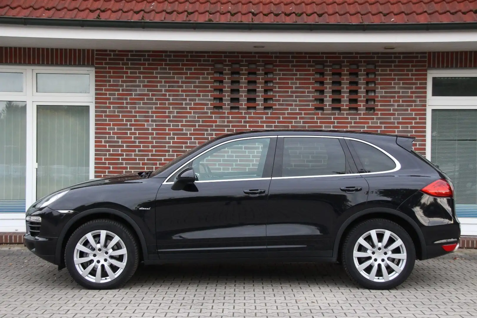 Porsche Cayenne Diesel*SCHIEBEDACH*AHK*LEDER*MEMORY*LUFT Schwarz - 2