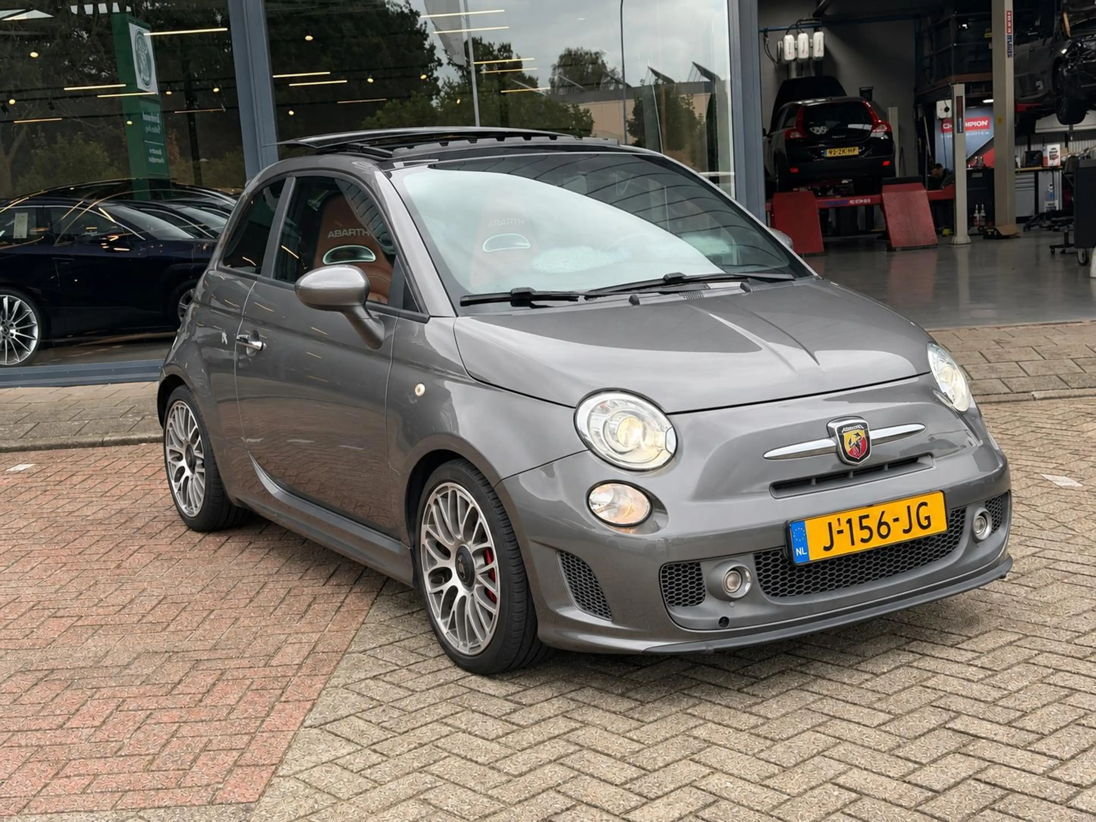 Fiat 500 Abarth 1.4 T-Jet Turismo AUTOMAAT | PANORAMADAK | SPORT L — photo 8