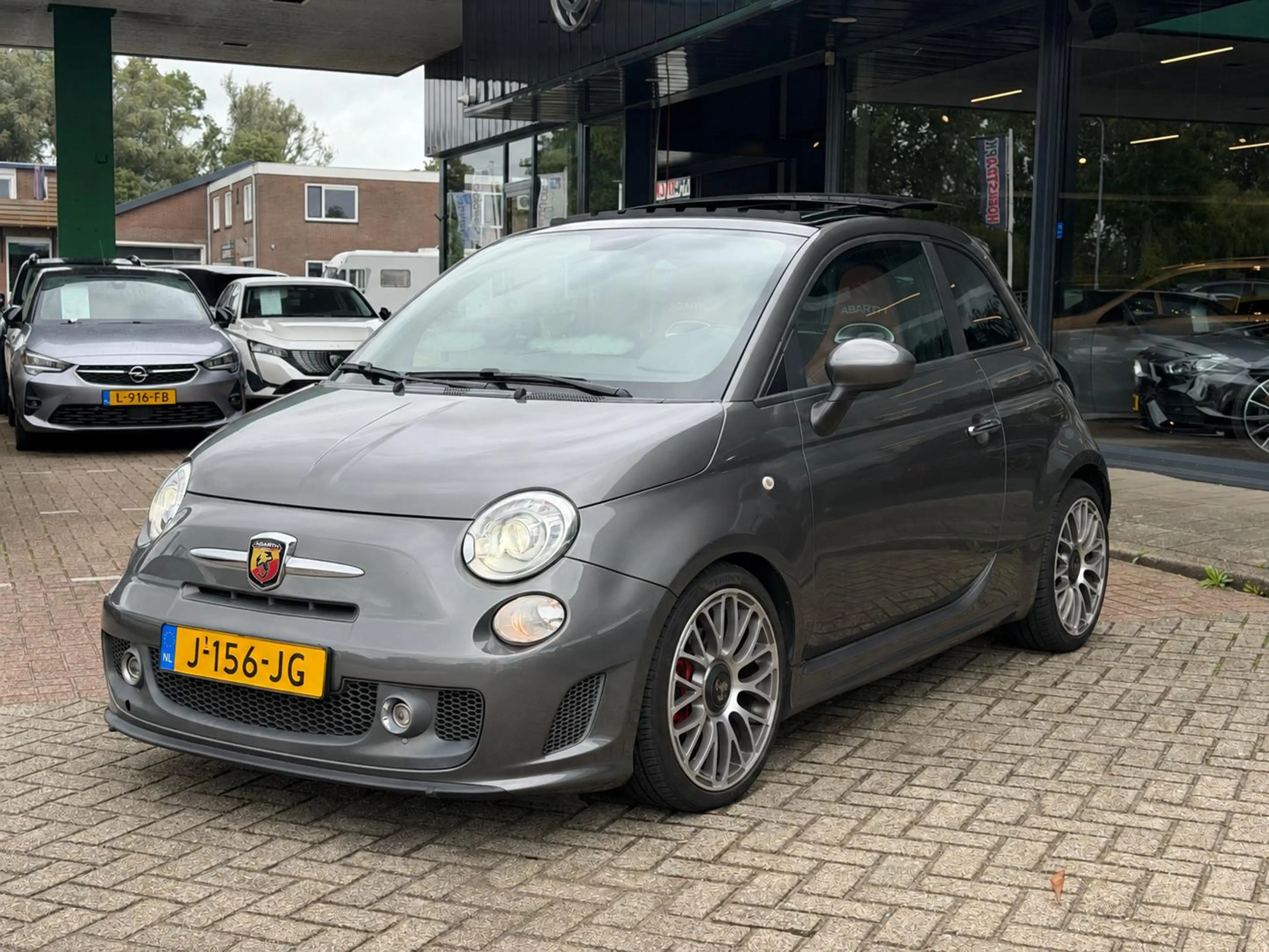 Fiat 500 Abarth 1.4 T-Jet Turismo AUTOMAAT | PANORAMADAK | SPORT L — photo 4