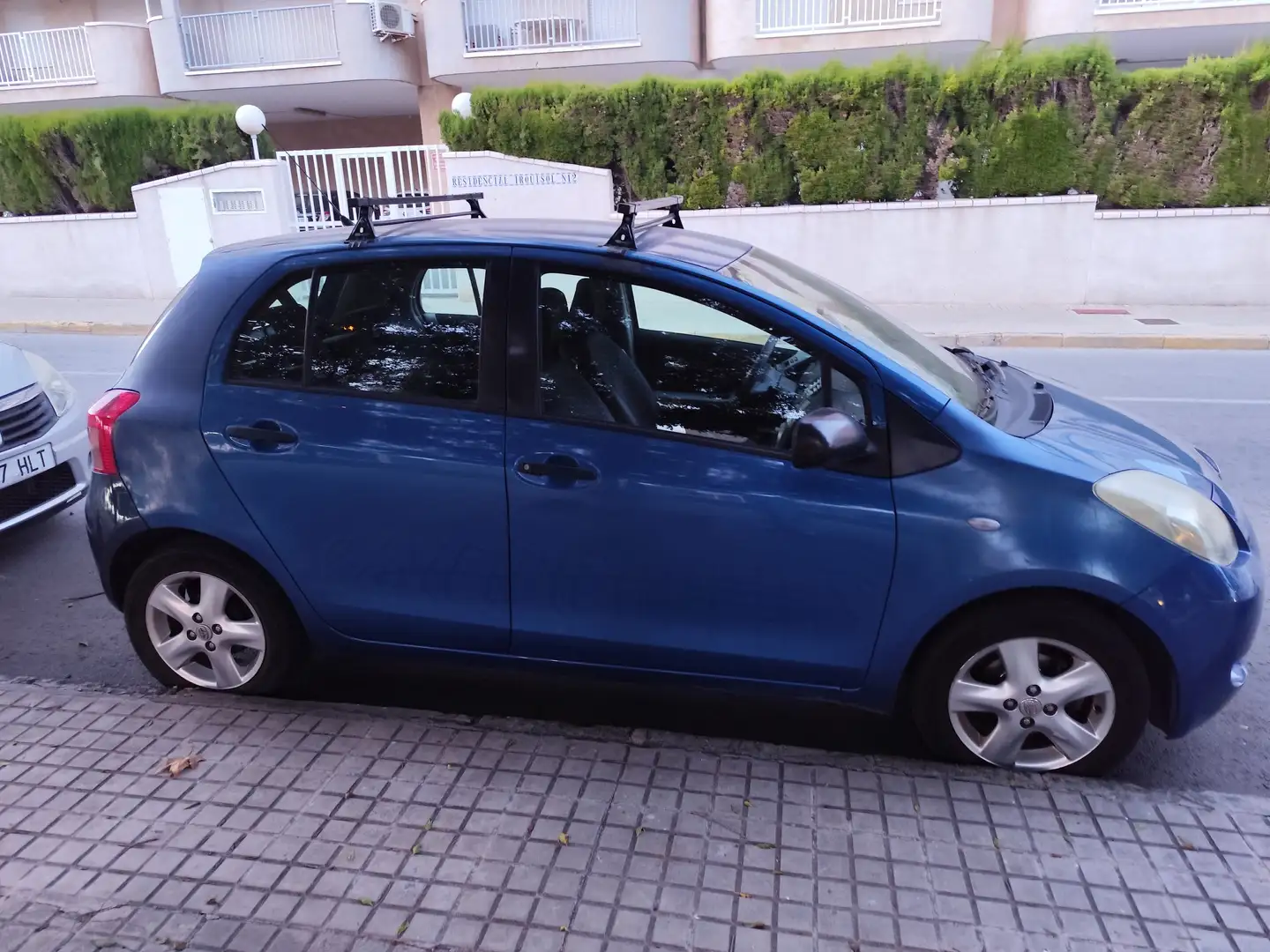 Toyota Yaris Yaris 1.4D-4D Blue Blue Azul - 2