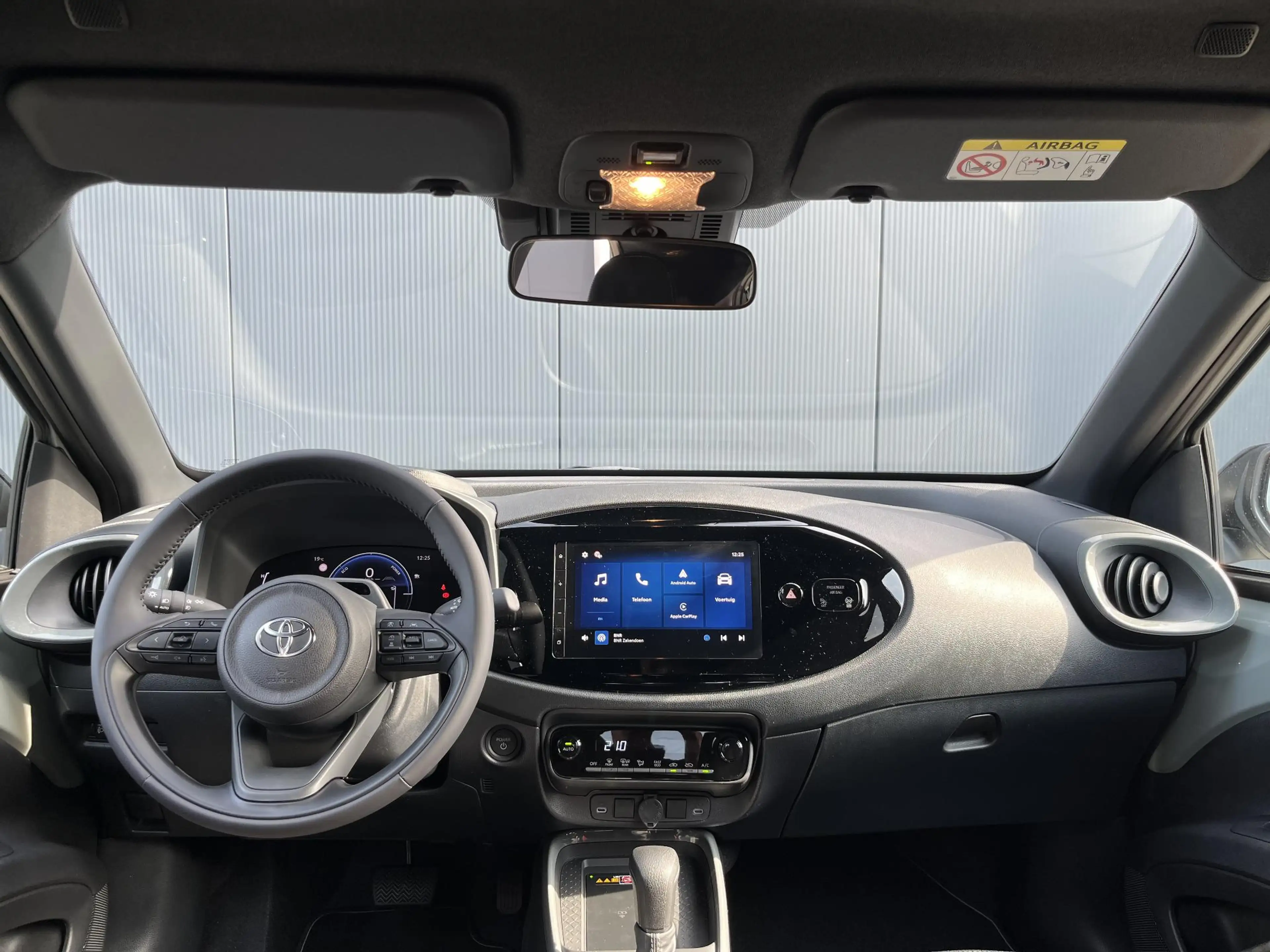 Toyota Aygo X Hybrid 115 pulse | Nieuw op voorraad | — photo 2