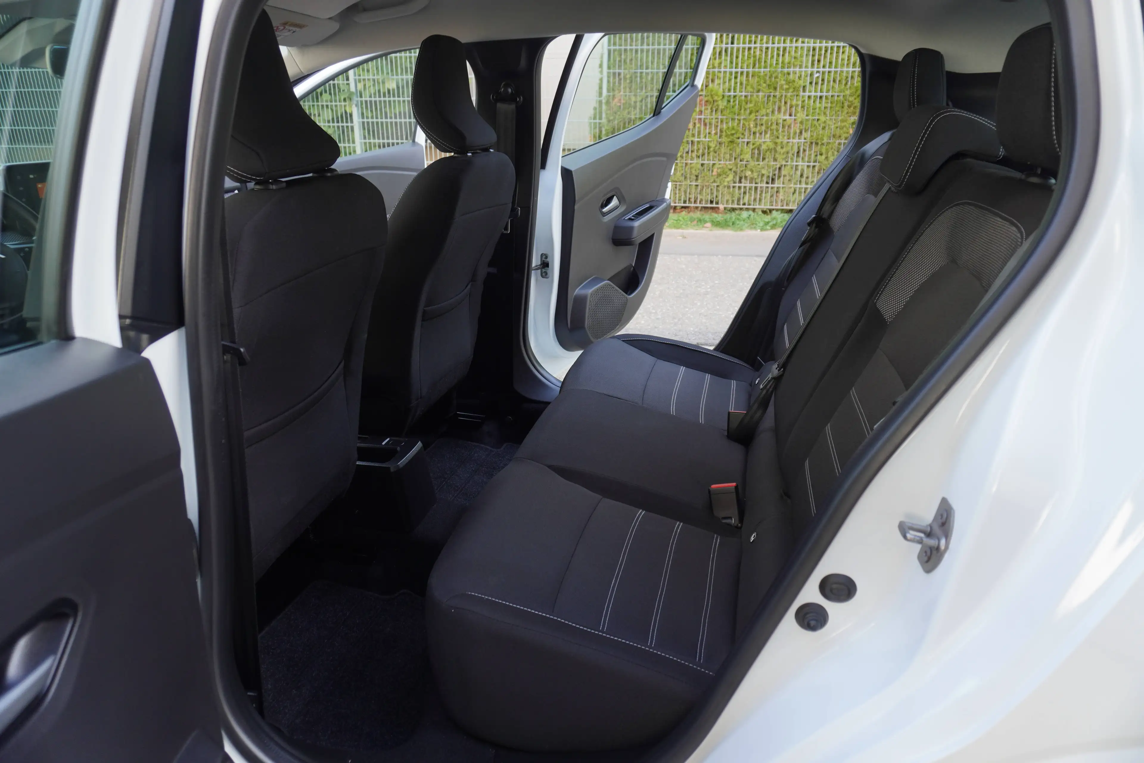 Dacia Sandero 1.0 TCe Expression KLIMA+PDC+TEMPOMAT+1.Hand+Org.26.Tkm — photo 15