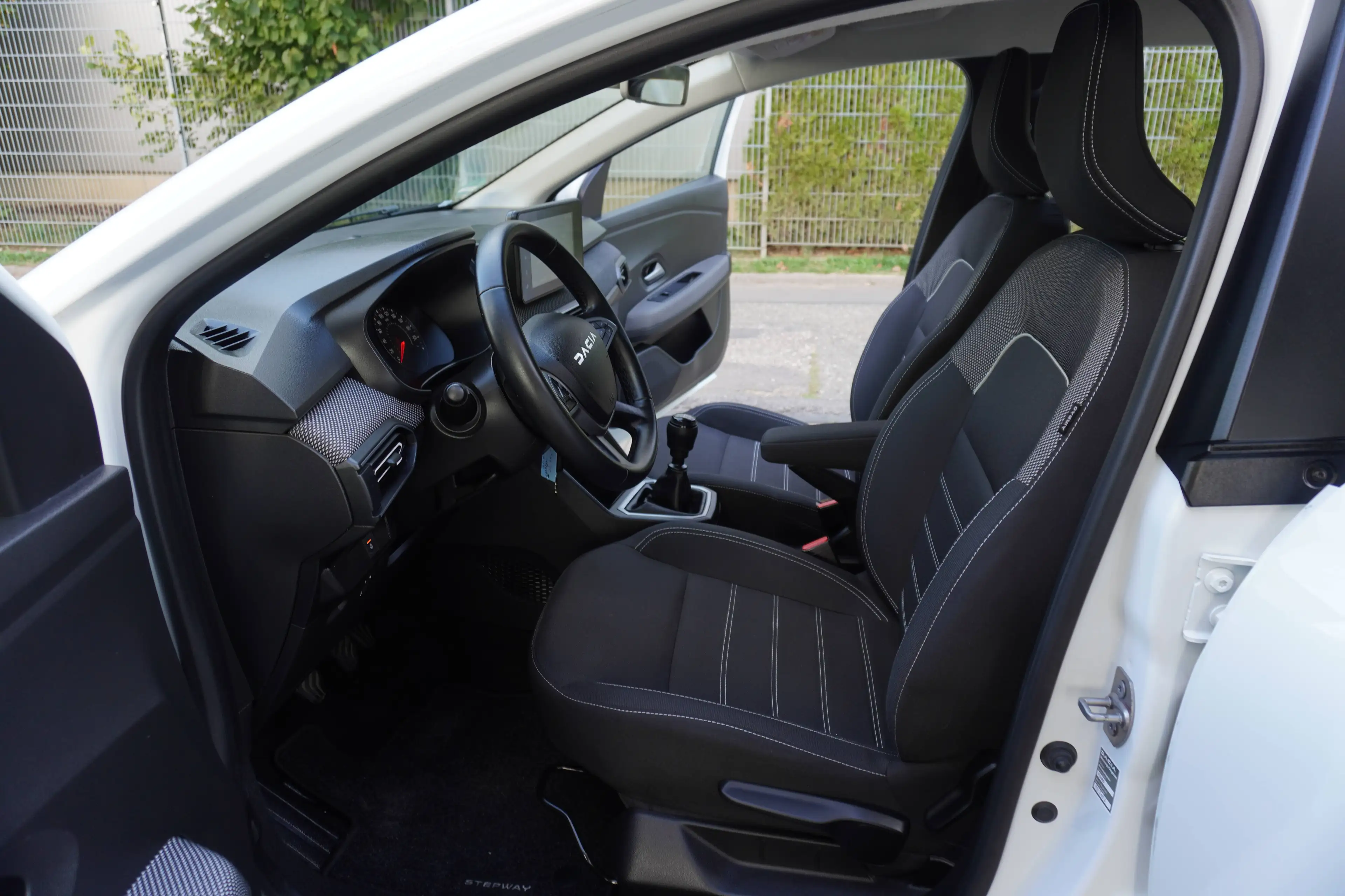 Dacia Sandero 1.0 TCe Expression KLIMA+PDC+TEMPOMAT+1.Hand+Org.26.Tkm — photo 14