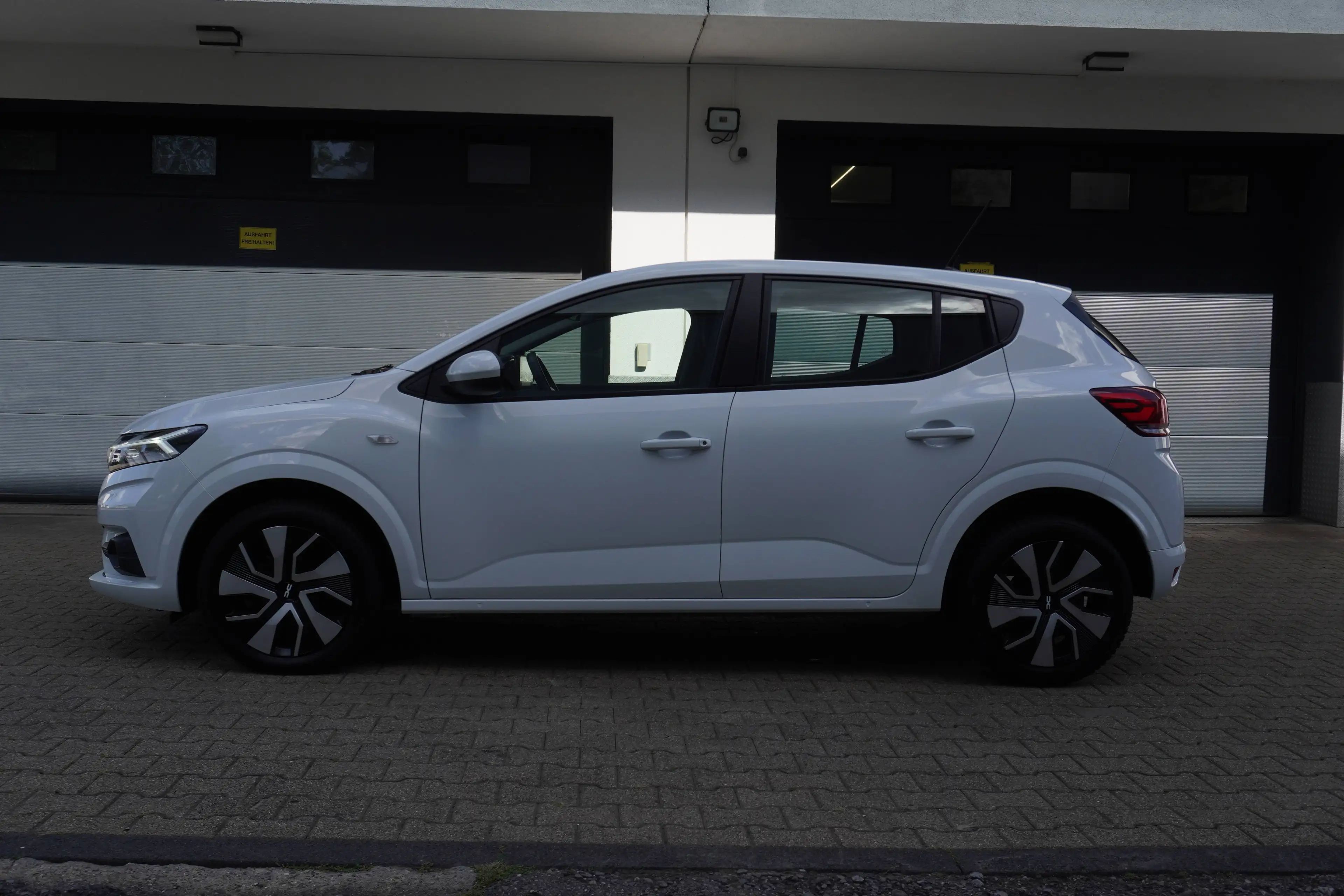 Dacia Sandero 1.0 TCe Expression KLIMA+PDC+TEMPOMAT+1.Hand+Org.26.Tkm — photo 4