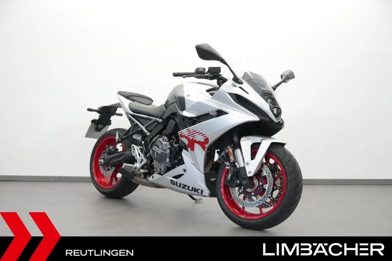 Suzuki GSX 8R 35 kW - Mietfahrzeug! - 1