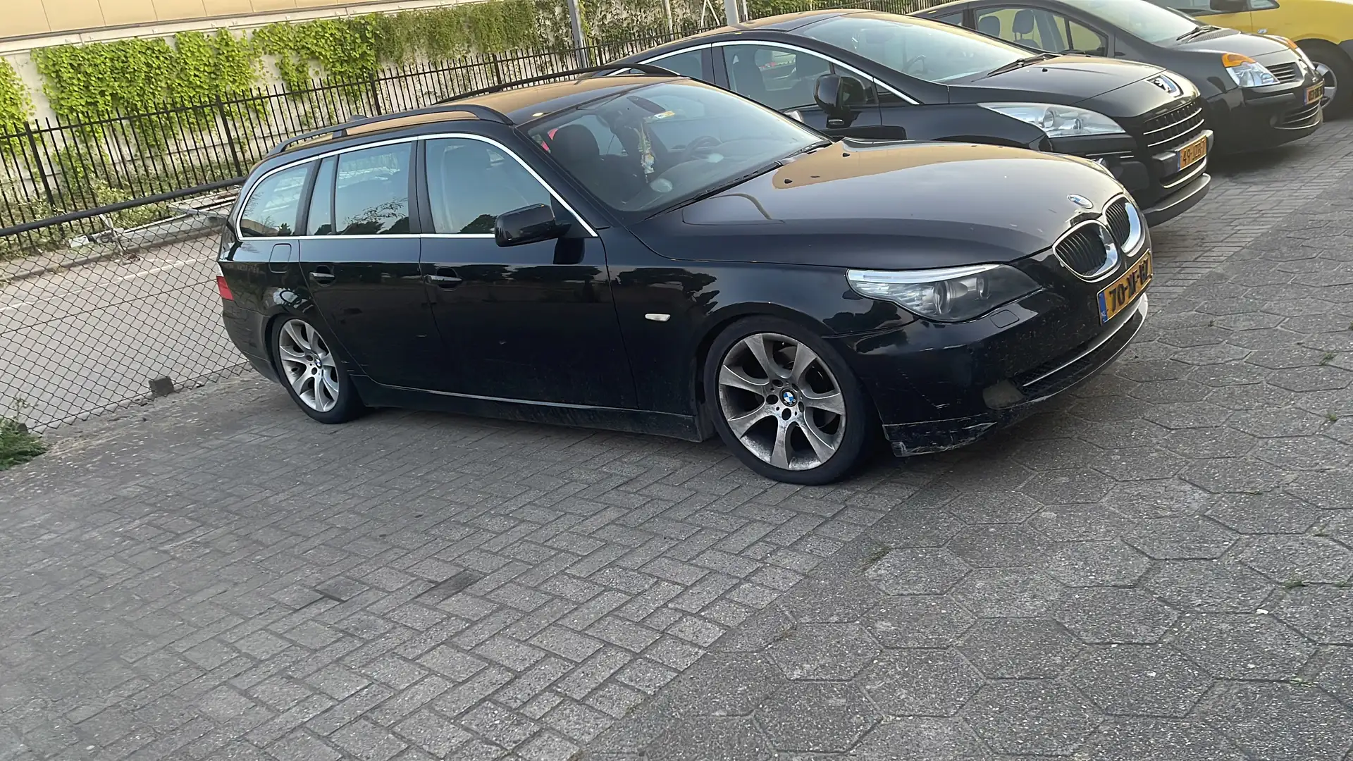 BMW 520 520d Corp. Bns Line Zwart - 1