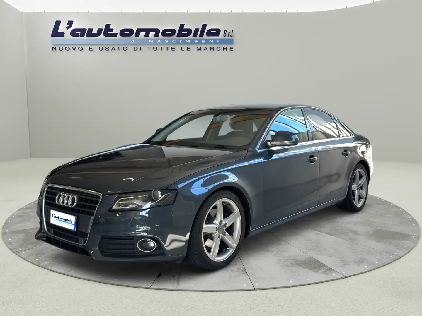 Audi A4 A4 2.0 tdi Advanced Grigio - 1