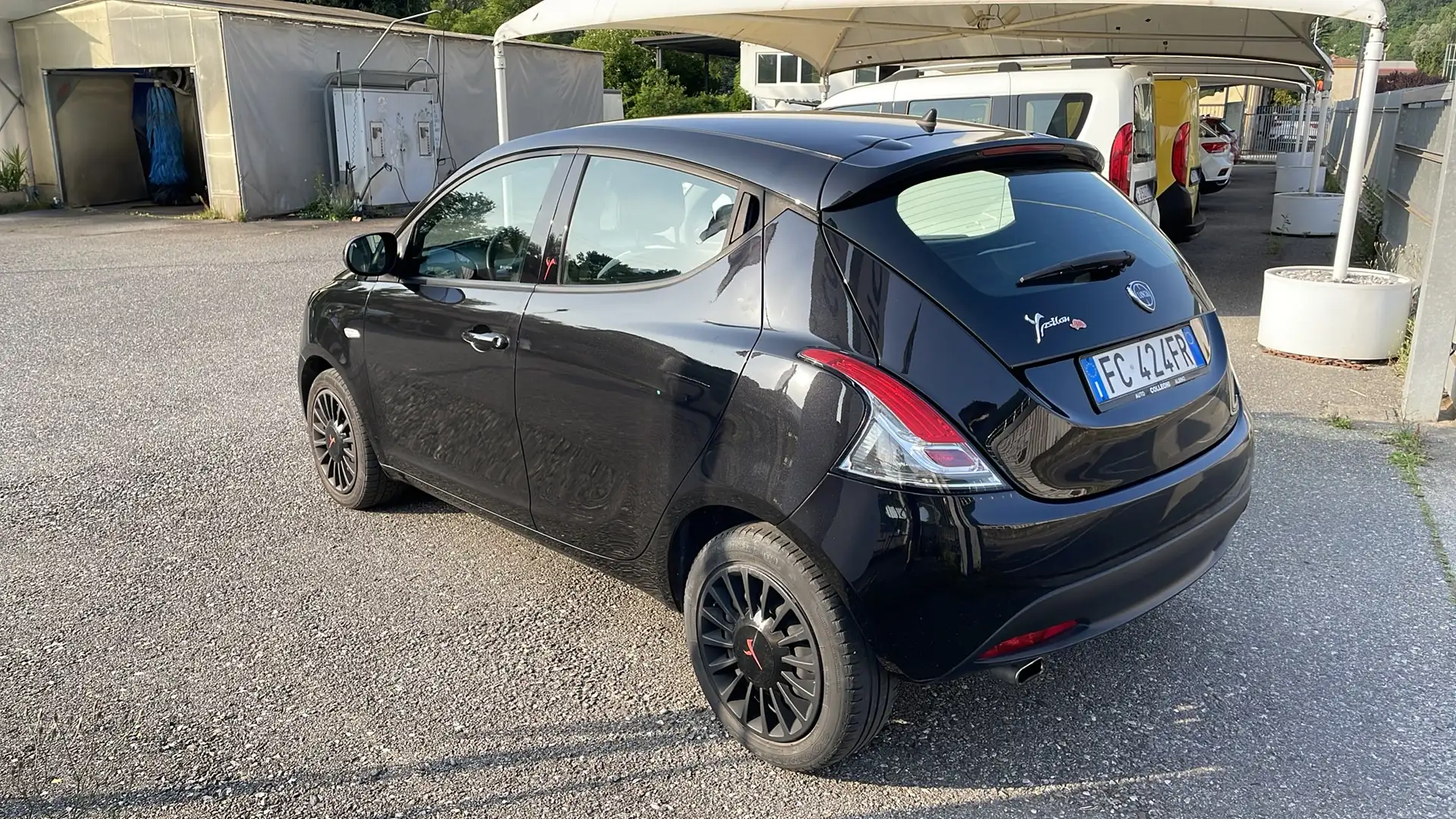 Lancia Ypsilon Ypsilon 1.2 8v Elefantino 69cv my14 Nero - 2
