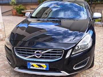S60 II 2010 2.0 d3 Momentum geartronic
