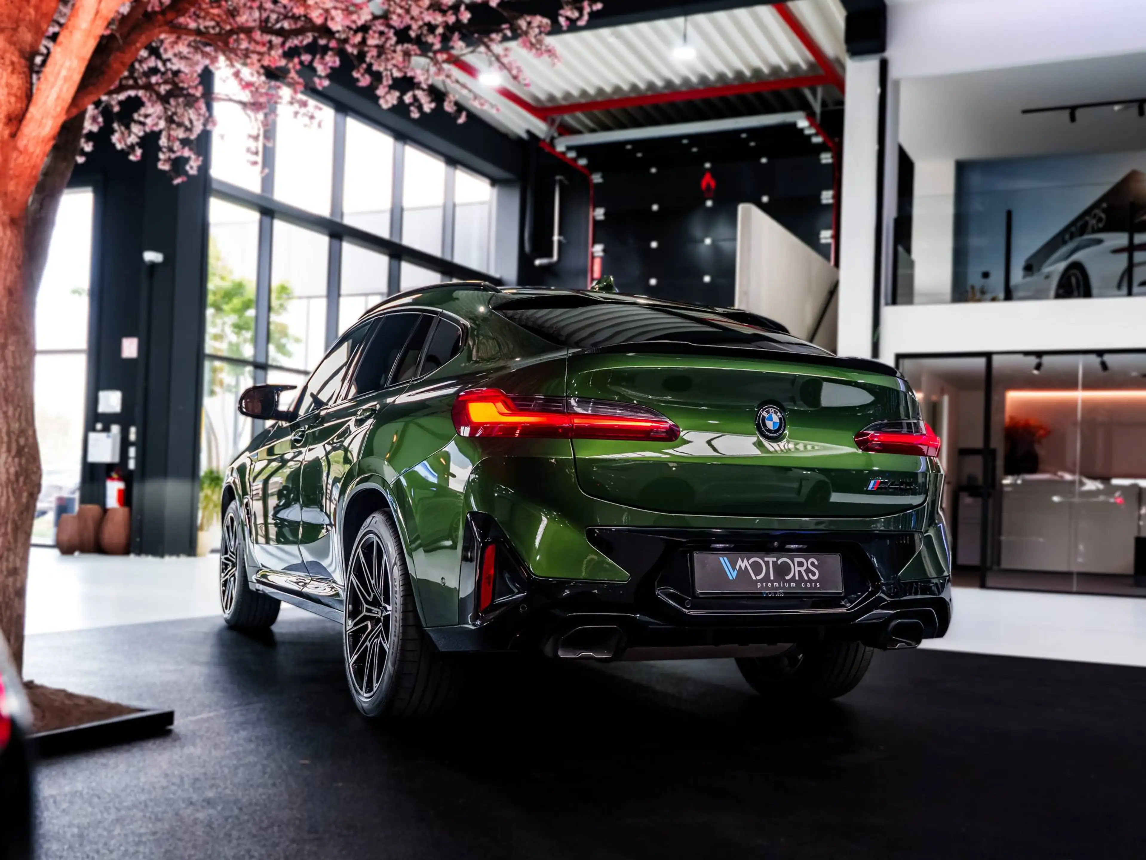 BMW X4 M40i - Verde Ermes - Merino Tartufo - M Sport - Driving Assistant Pro - Laser - Pano - HUD - Harman Kardon - 360° — photo 5