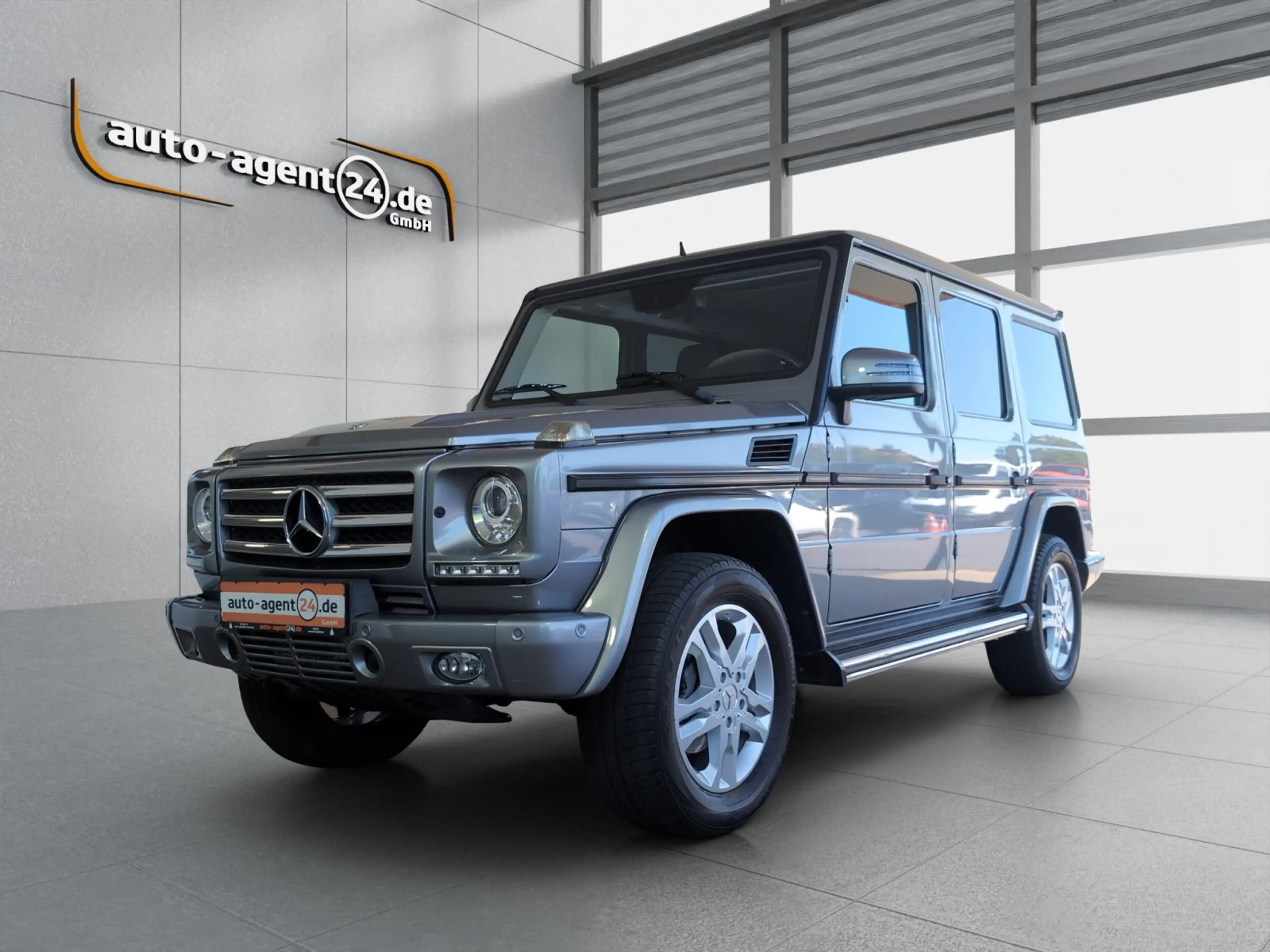 Mercedes-Benz G 350 D /2.Hd/Distro/StandHzg./AHK/H&K/Sitzlüft. — photo 2