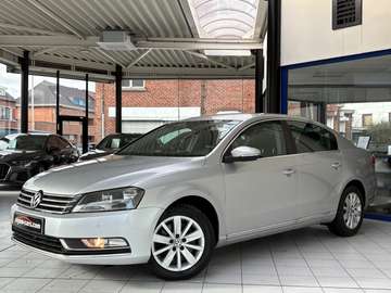 Passat 1.6 TDi *GPS * PDC * JANTES * 1ER PROP *