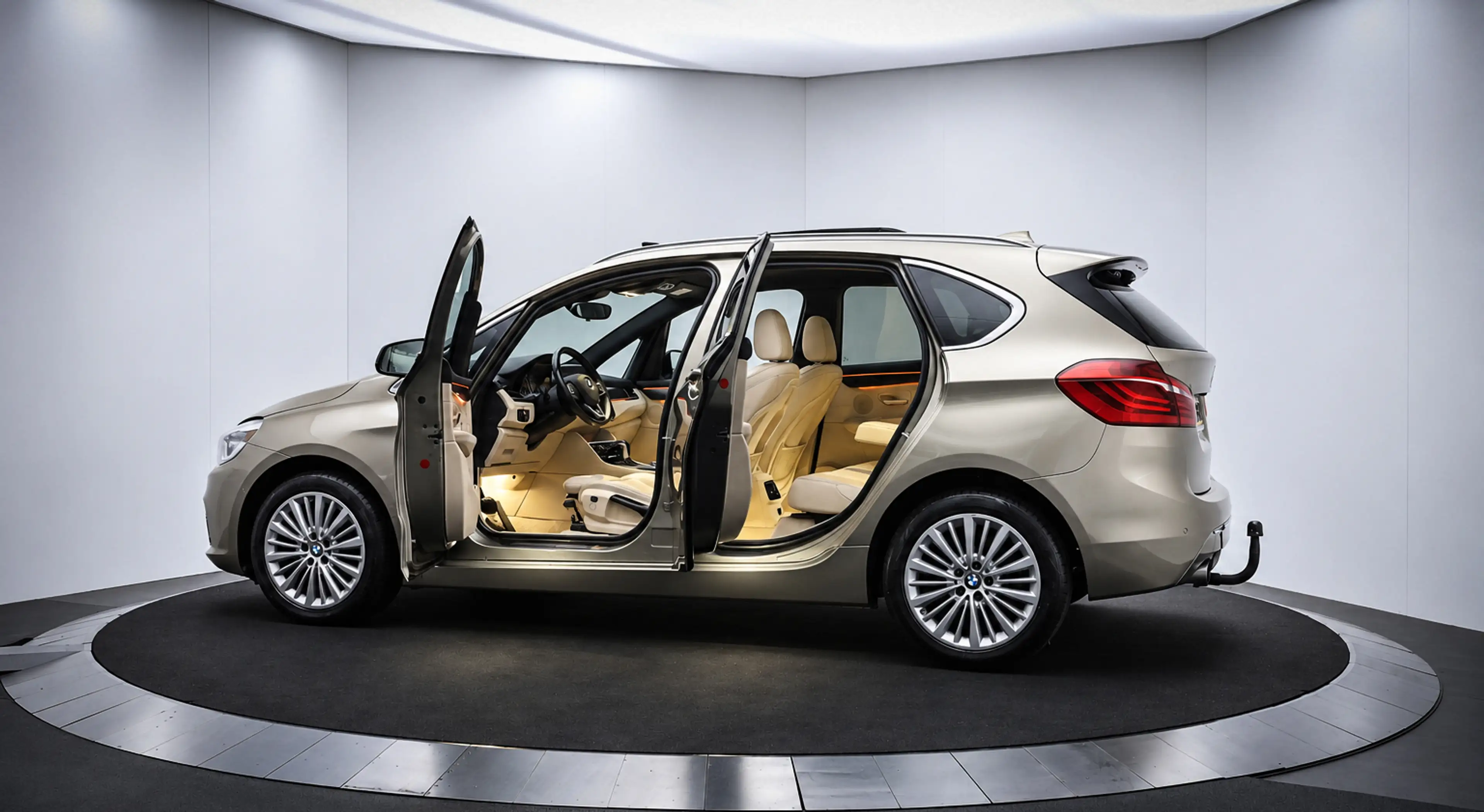 BMW 220 2-serie Active Tourer 220iA High Executive SCHUIFD — photo 9