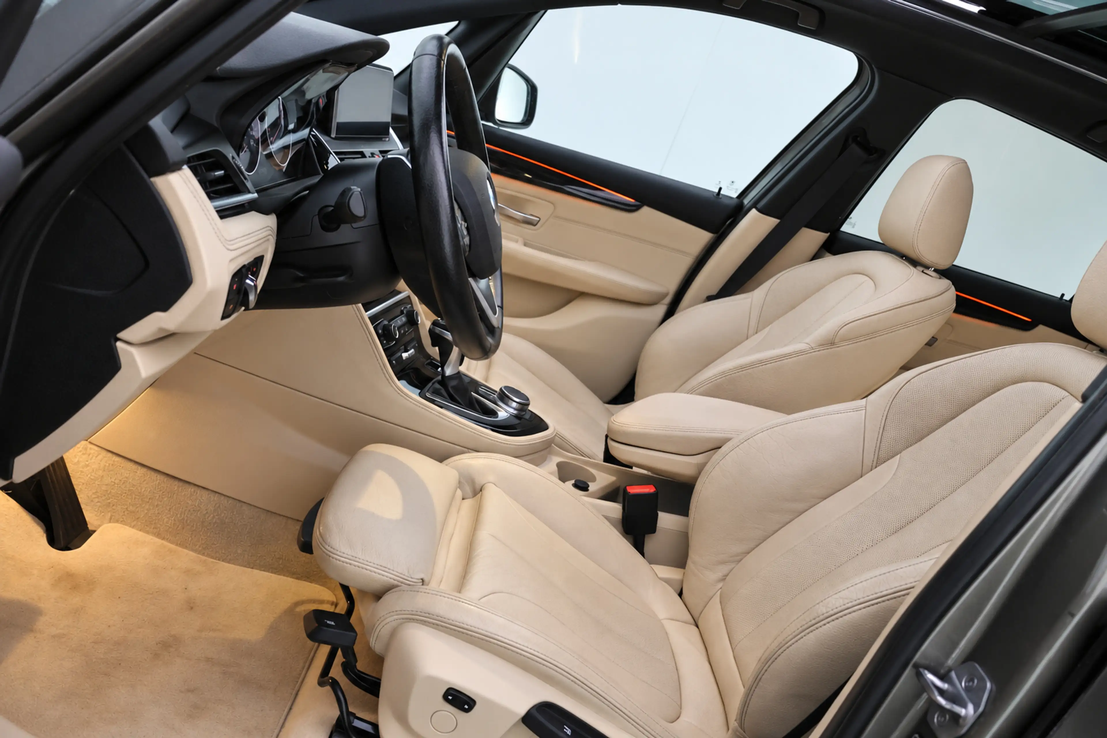 BMW 220 2-serie Active Tourer 220iA High Executive SCHUIFD — photo 10