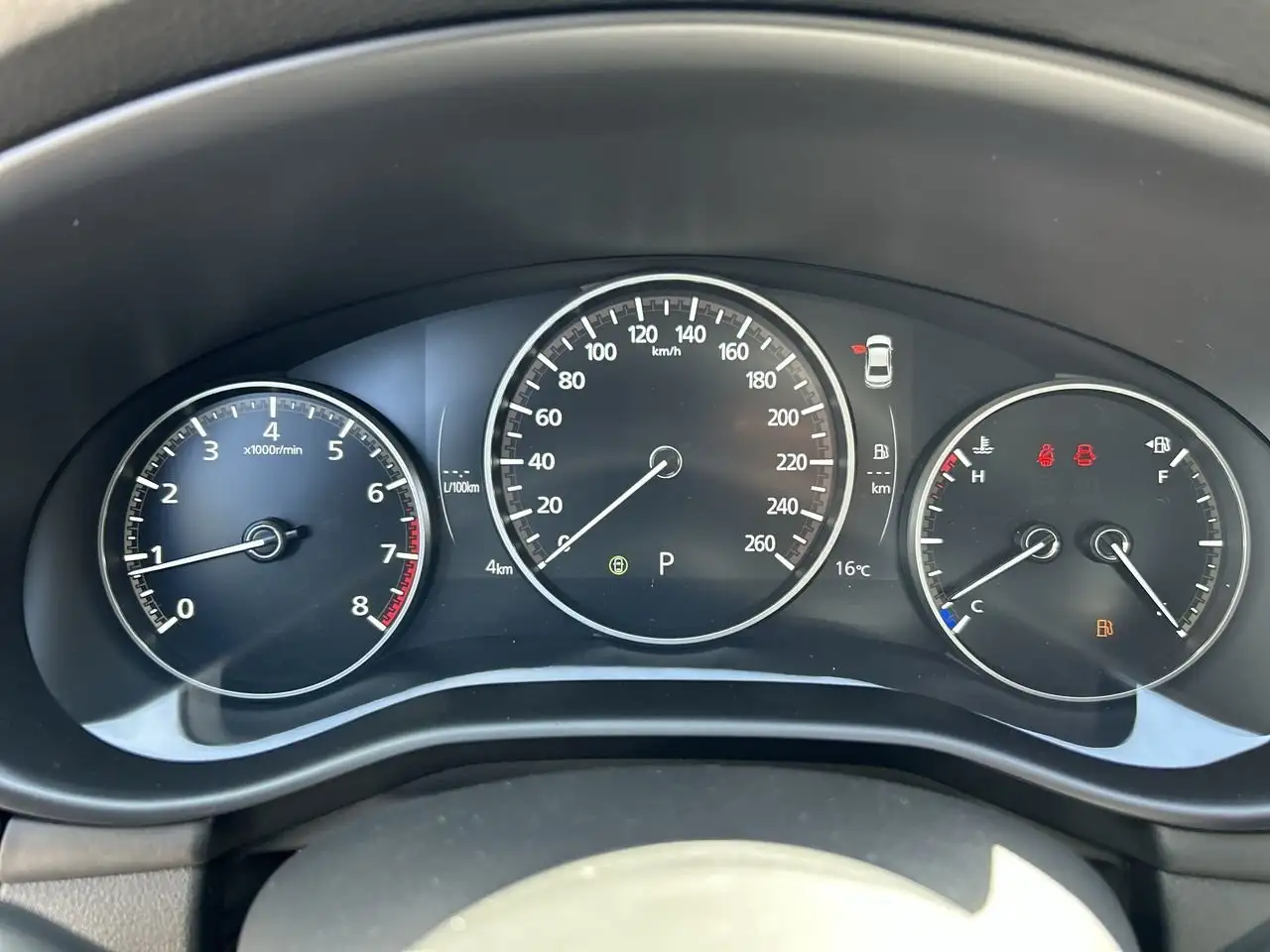 Mazda 3 снимка Mazda 3