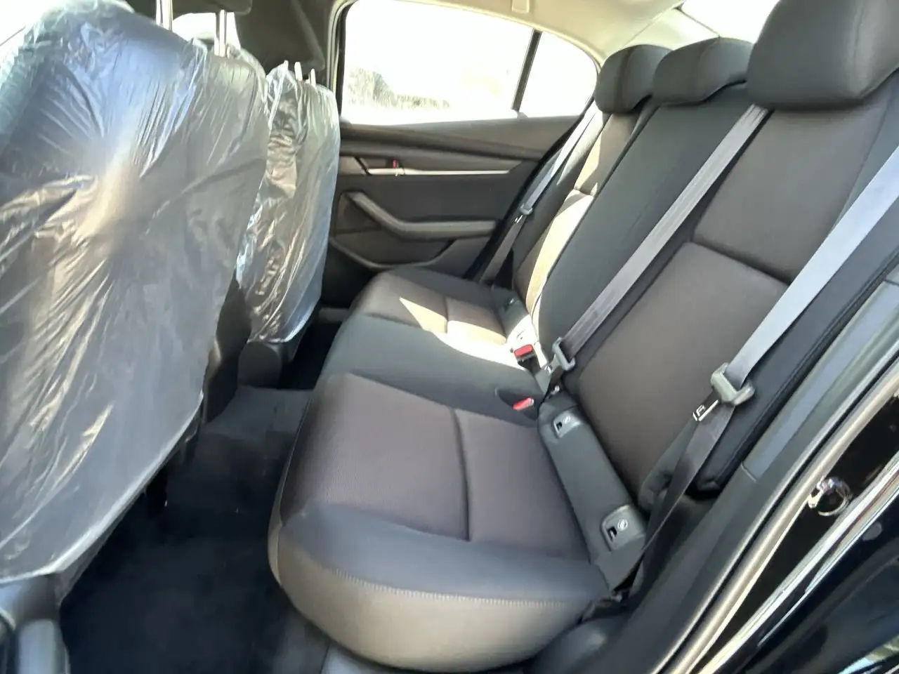 Mazda 3 снимка Mazda 3