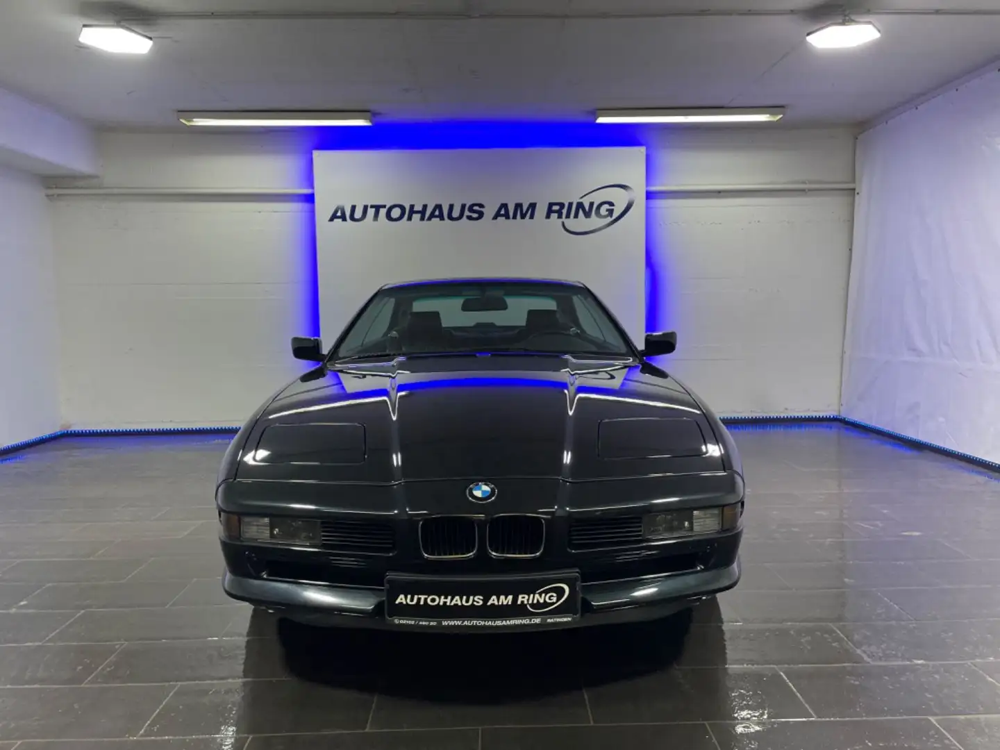 BMW 840 Ci 1HD ORIGINALZUSTAND 108TKM NAVI SZH MEMORY Negru - 1