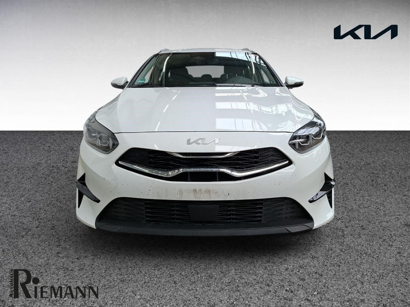 Kia Ceed SW / cee'd SW Ceed Sportswagon 1.5 T-GDI DCT Spirit + JBL Sounds — photo 2