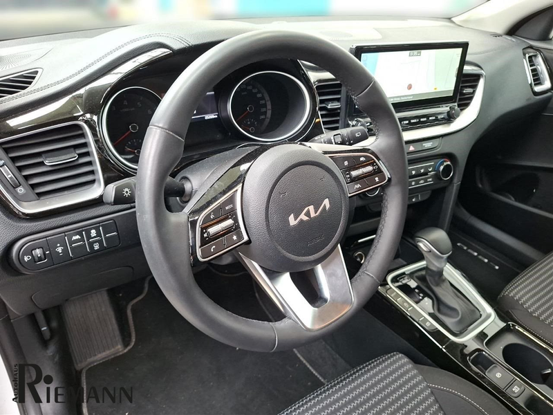 Kia Ceed SW / cee'd SW Ceed Sportswagon 1.5 T-GDI DCT Spirit + JBL Sounds — photo 11
