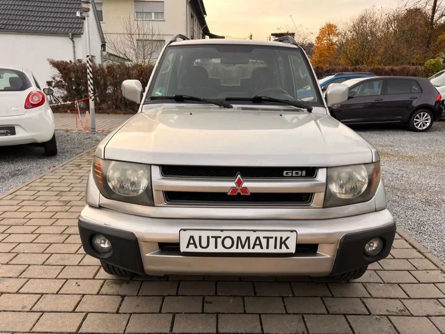 Mitsubishi Pajero Pinin 1.8/Klima/4x4/Automatik/Tüv 09.2027 Grau - 2