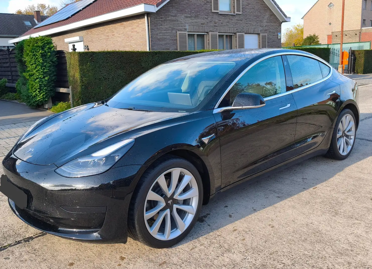 Tesla Model 3 SR+ * Autopilot* LFP batterij SoH: 95% * incl btw Zwart - 1