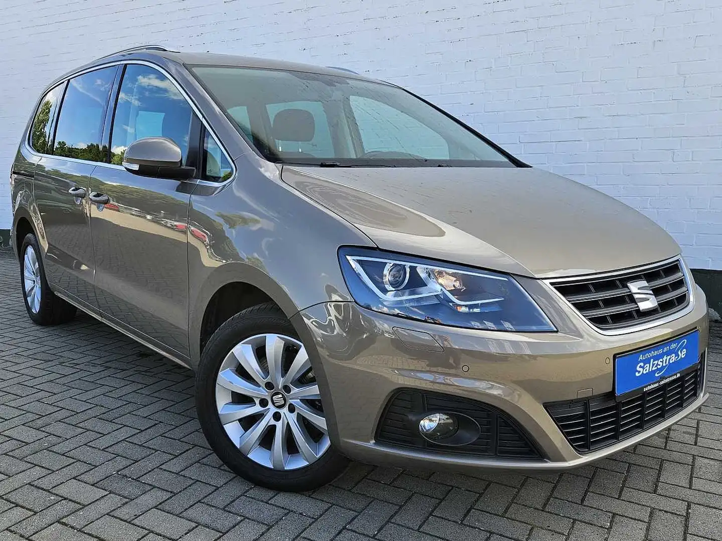 SEAT Alhambra 2.0 TDI Style*7-Sitzer*Xenon*AHK*Navi* Gold - 2