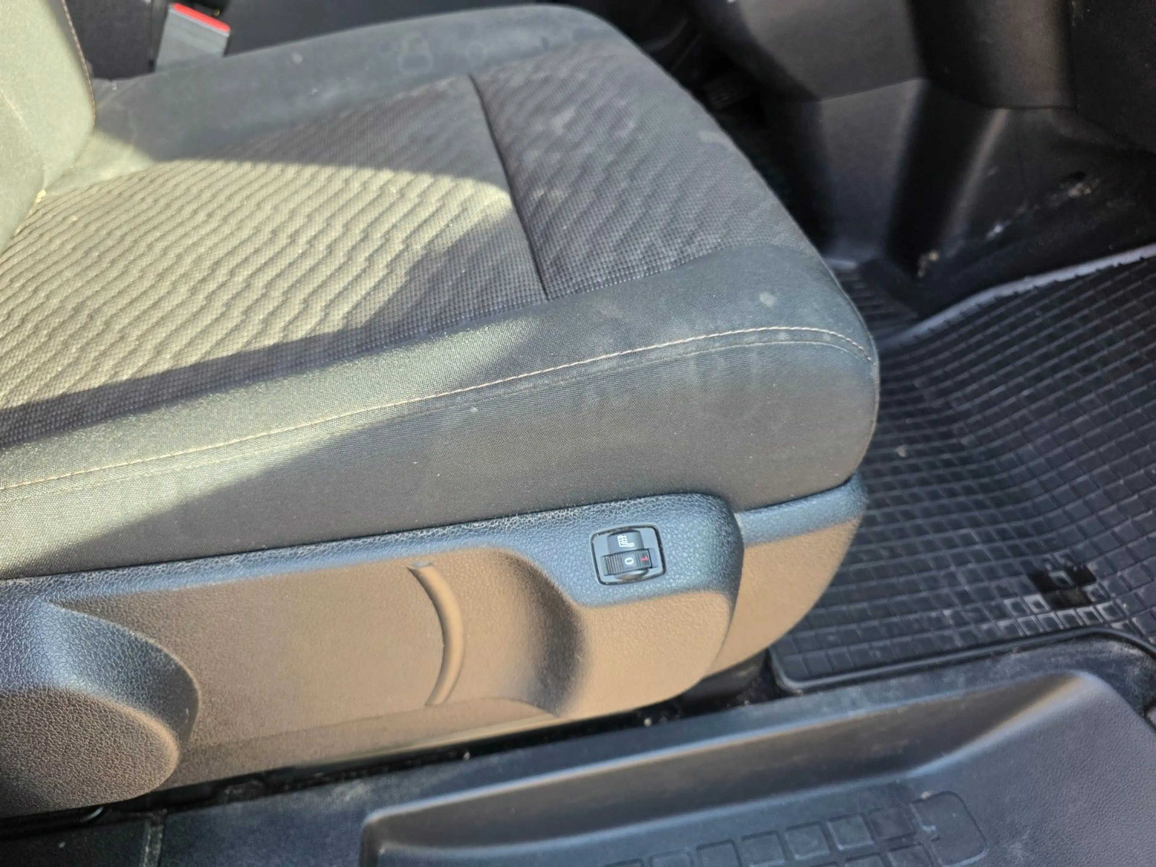 Toyota Proace Verso  2.0 -8 Sitze -TÜV 09 2027 — photo 11