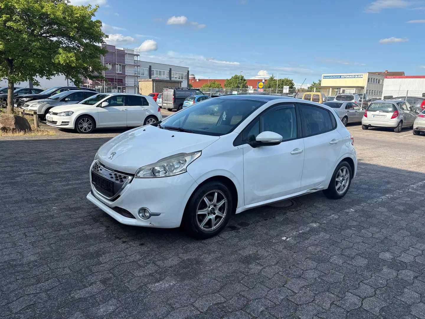 Peugeot 208 Active/Pano/Tempo/Klima/Automatik/ Wit - 1