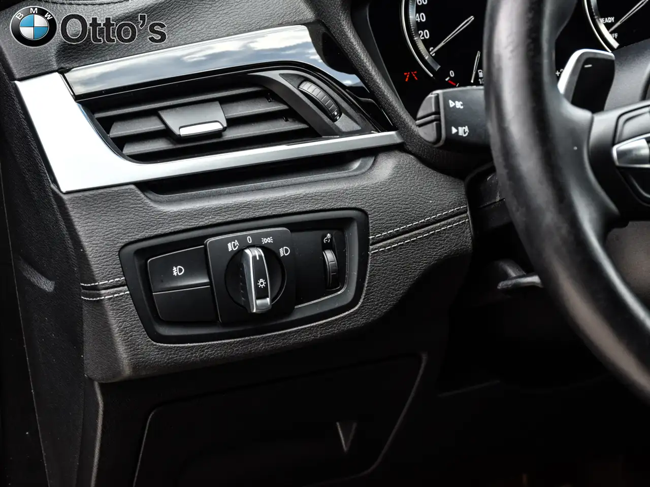 BMW X1 снимка BMW X1