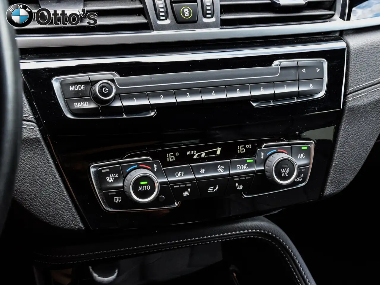BMW X1 снимка BMW X1