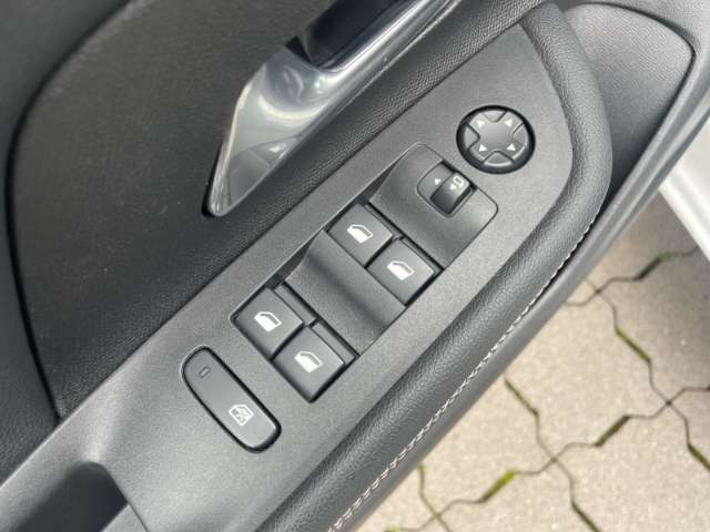 Opel Mokka E