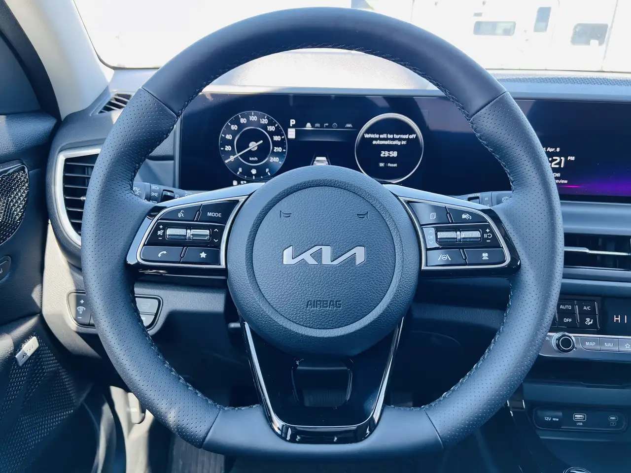 Kia Seltos снимка Kia Seltos