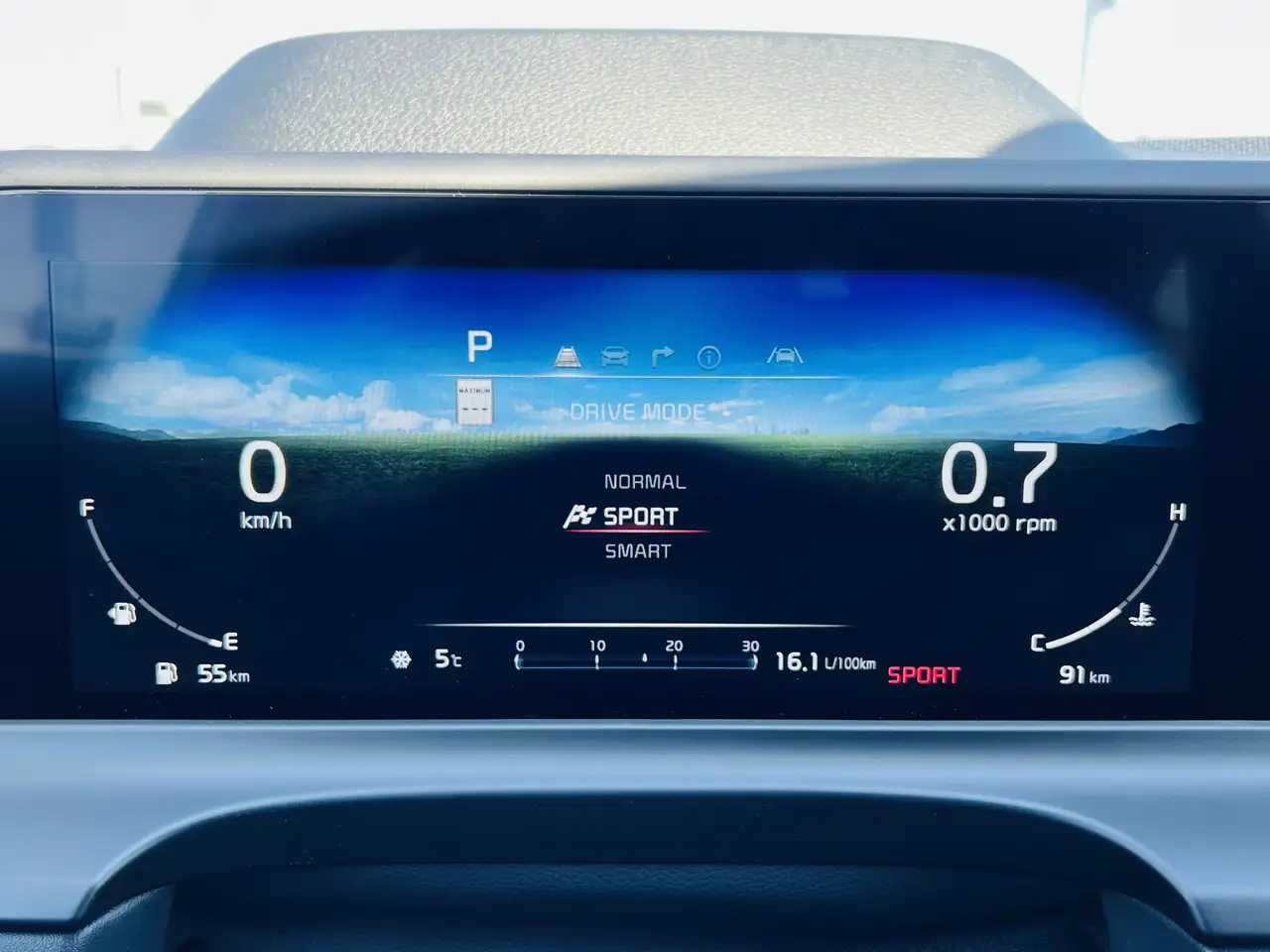 Kia Seltos снимка Kia Seltos