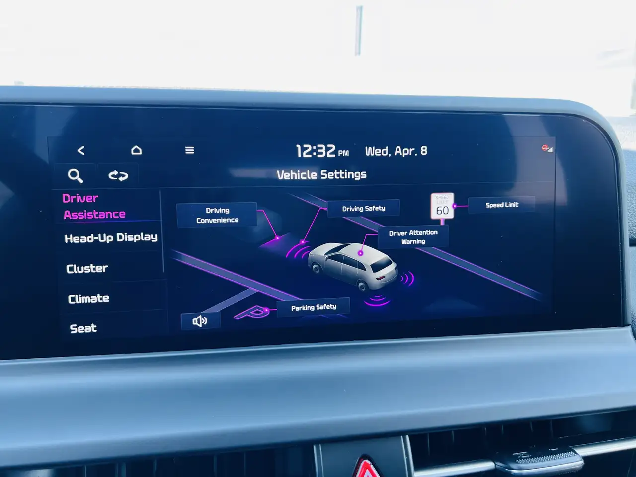 Kia Seltos снимка Kia Seltos