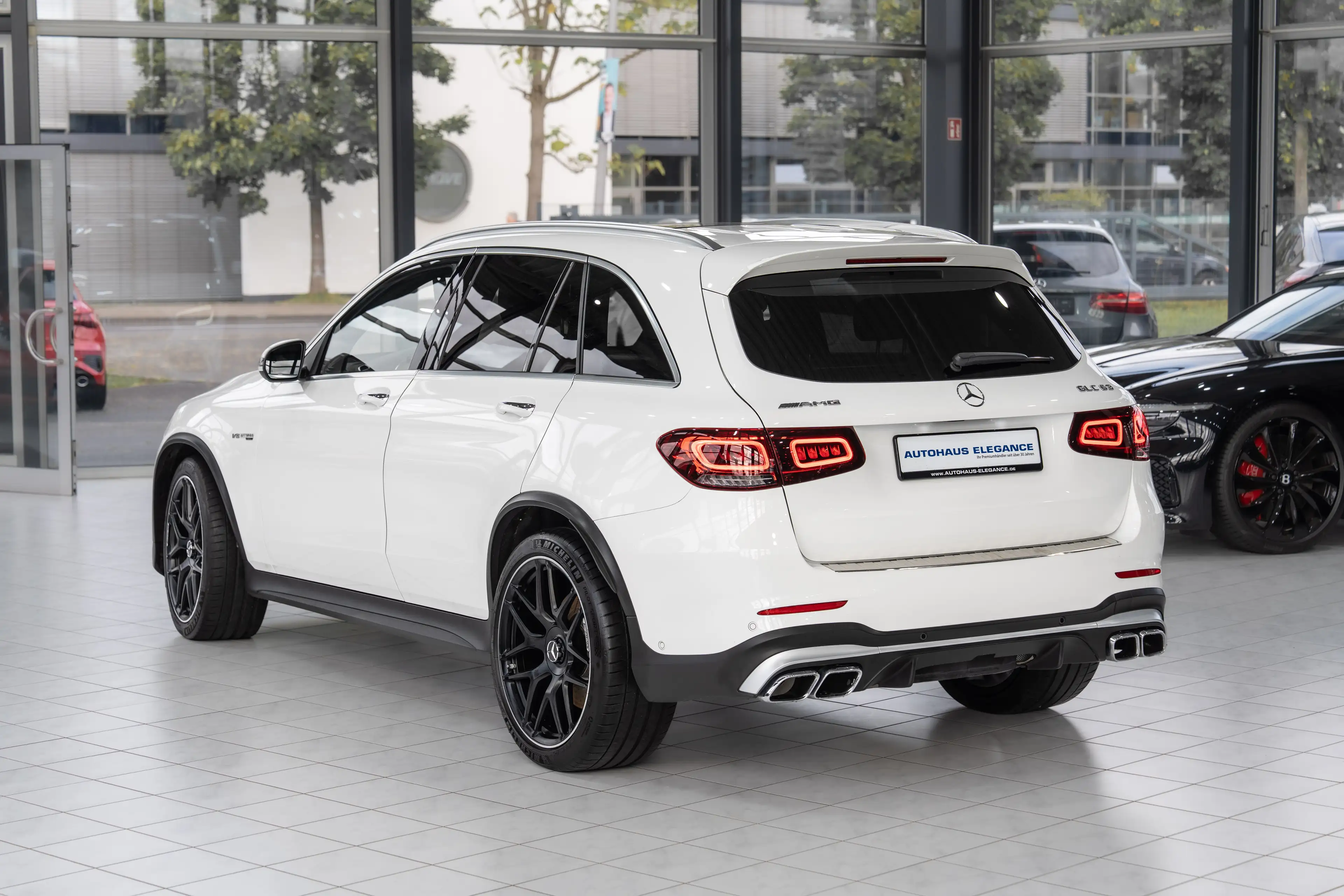 Mercedes-Benz GLC 63 AMG 4Matic*HEAD-UP*AMG-RIDE.CONTROL+*BURM — photo 9