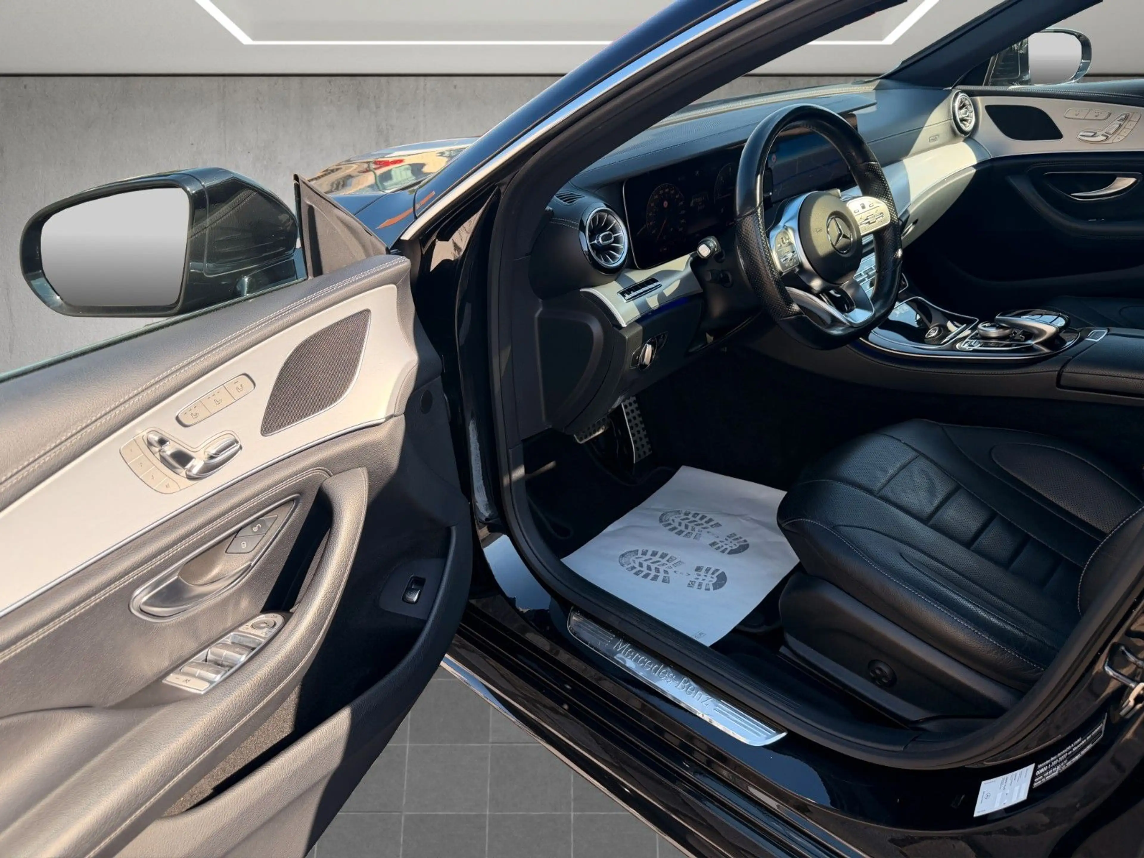 Mercedes-Benz CLS 400 d 4Matic*AMG Line*Leder*LED*Schiebedach — photo 9