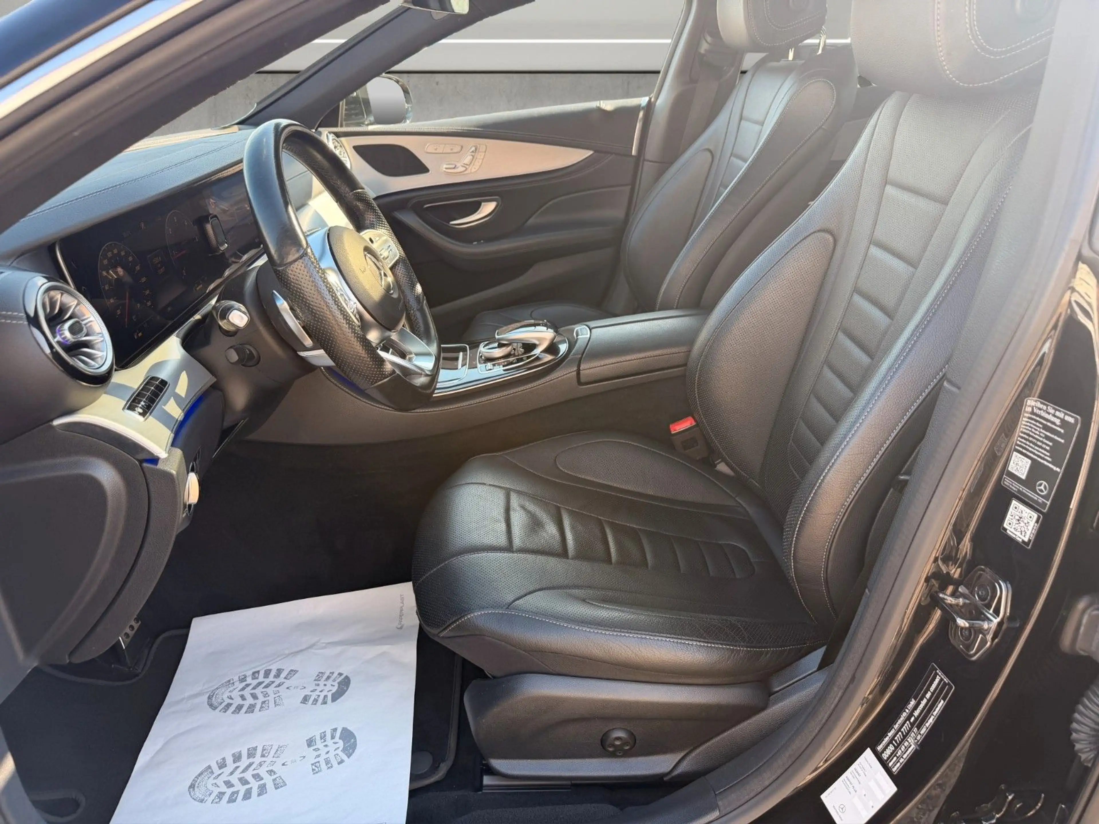 Mercedes-Benz CLS 400 d 4Matic*AMG Line*Leder*LED*Schiebedach — photo 5