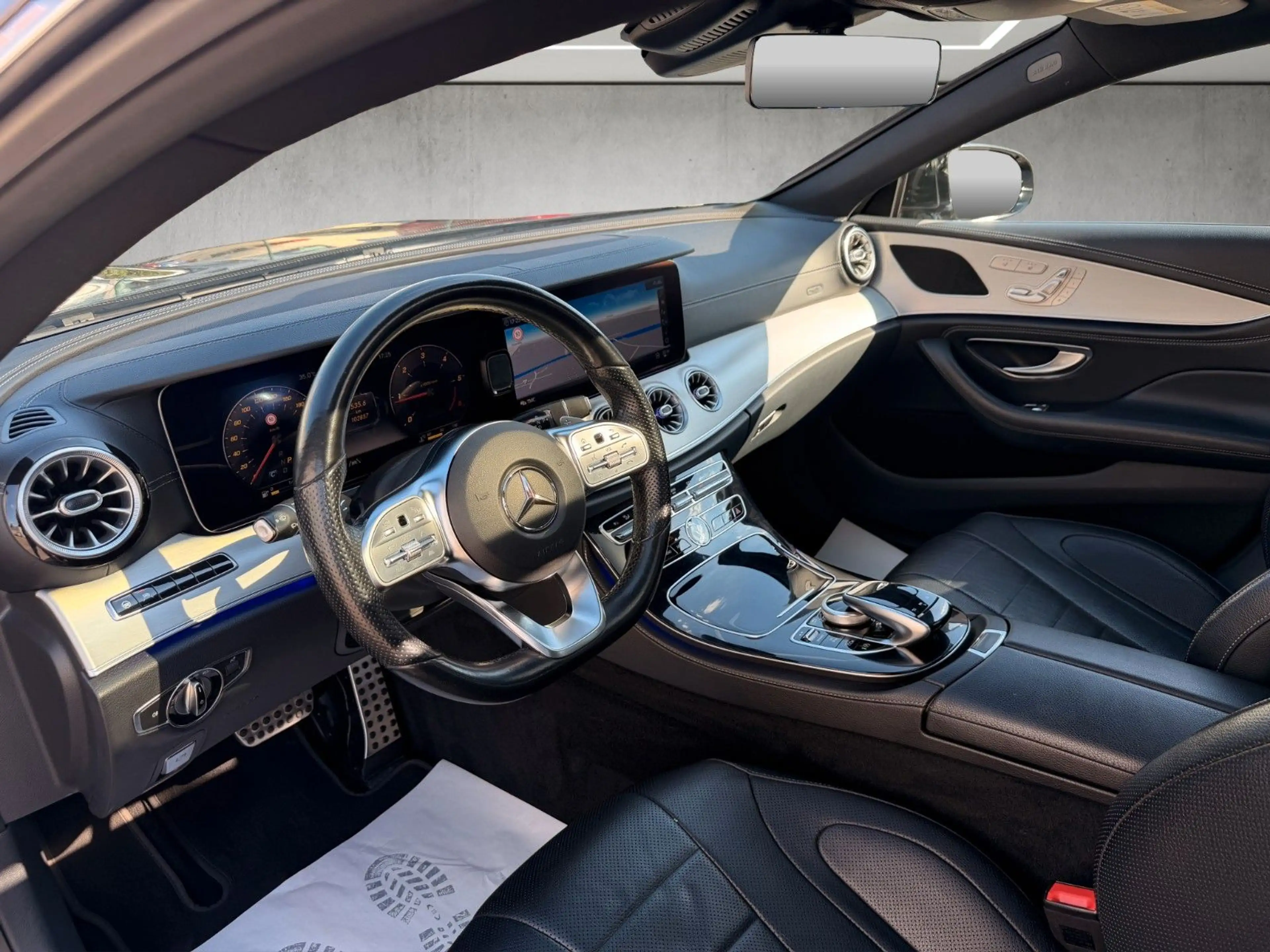 Mercedes-Benz CLS 400 d 4Matic*AMG Line*Leder*LED*Schiebedach — photo 6